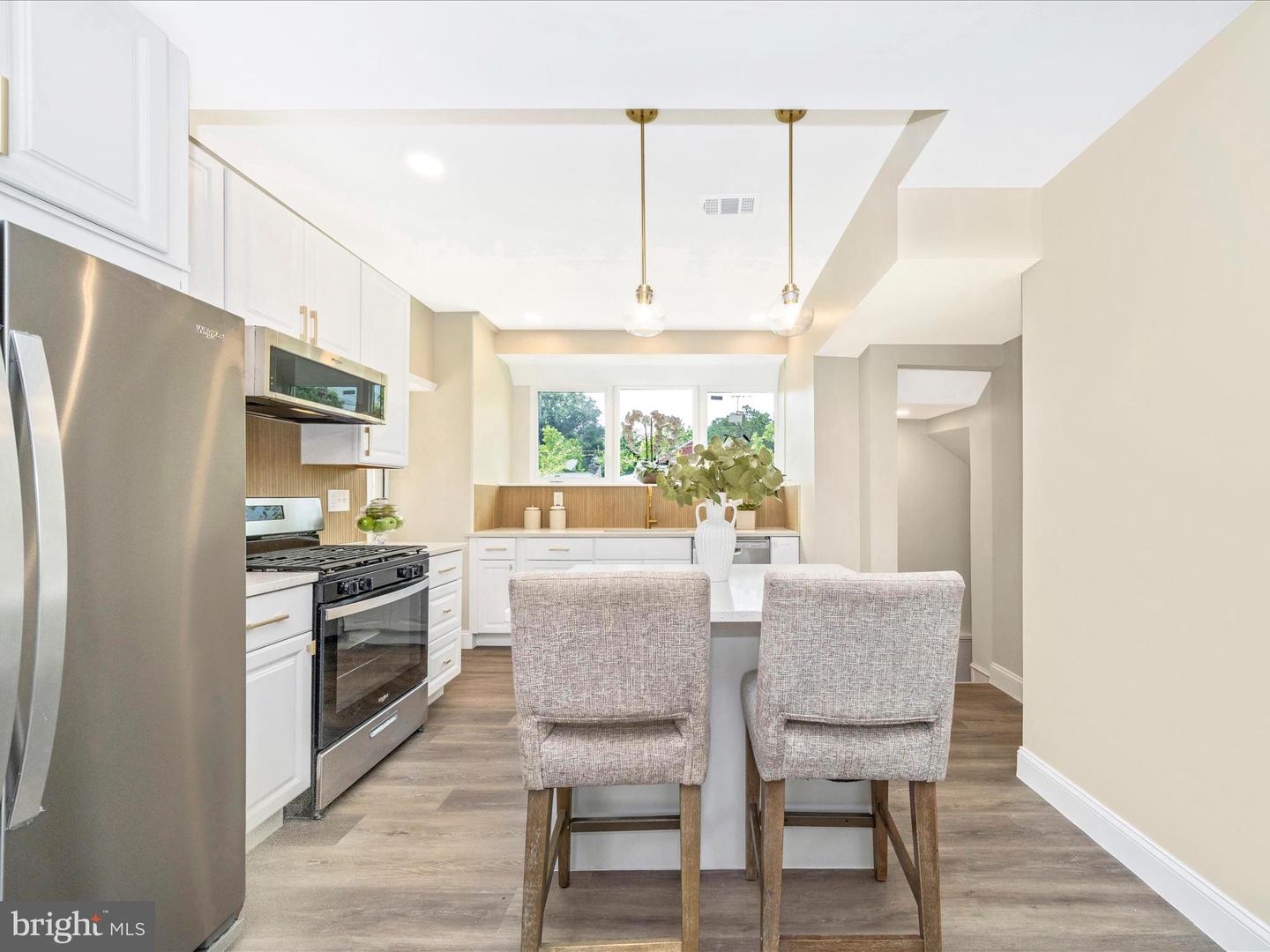 2140 32ND ST SE, WASHINGTON, District Of Columbia 20020, 3 Bedrooms Bedrooms, ,3 BathroomsBathrooms,Residential,For sale,2140 32ND ST SE,DCDC2210288 MLS # DCDC2210288