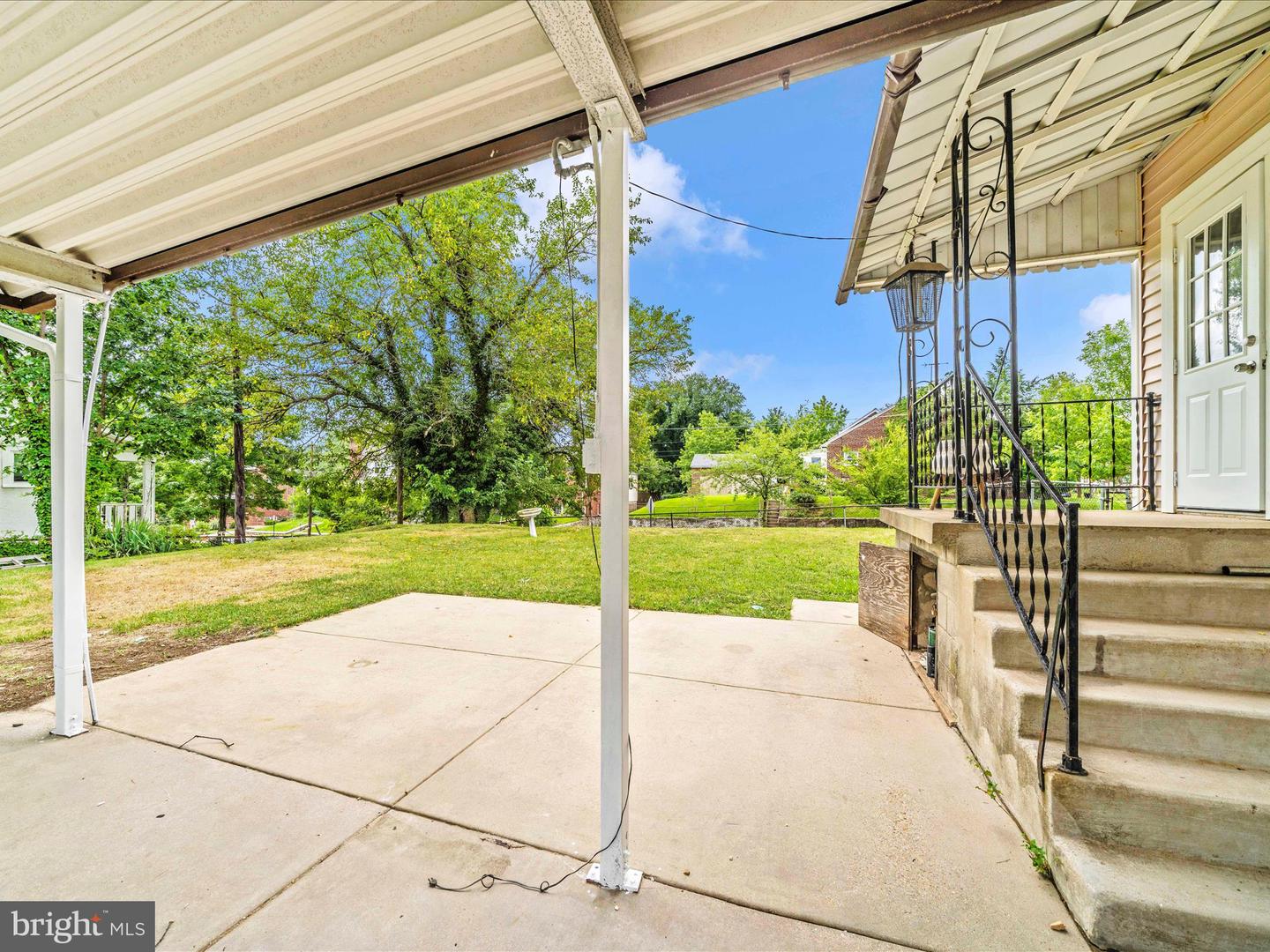 2140 32ND ST SE, WASHINGTON, District Of Columbia 20020, 3 Bedrooms Bedrooms, ,3 BathroomsBathrooms,Residential,For sale,2140 32ND ST SE,DCDC2210288 MLS # DCDC2210288