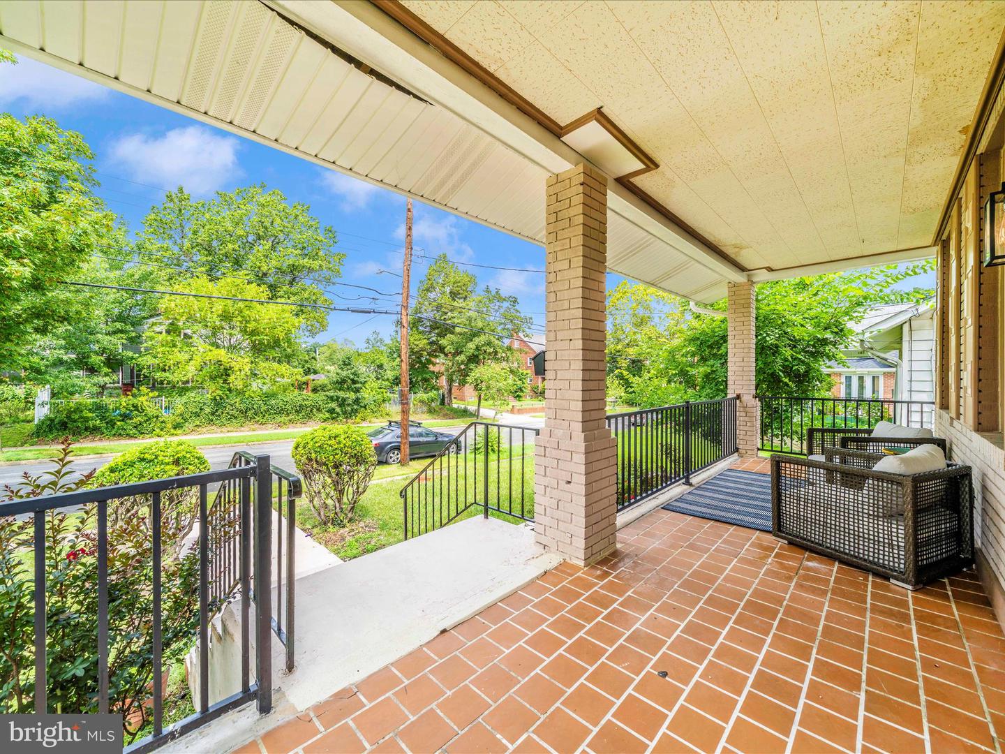 2140 32ND ST SE, WASHINGTON, District Of Columbia 20020, 3 Bedrooms Bedrooms, ,3 BathroomsBathrooms,Residential,For sale,2140 32ND ST SE,DCDC2210288 MLS # DCDC2210288