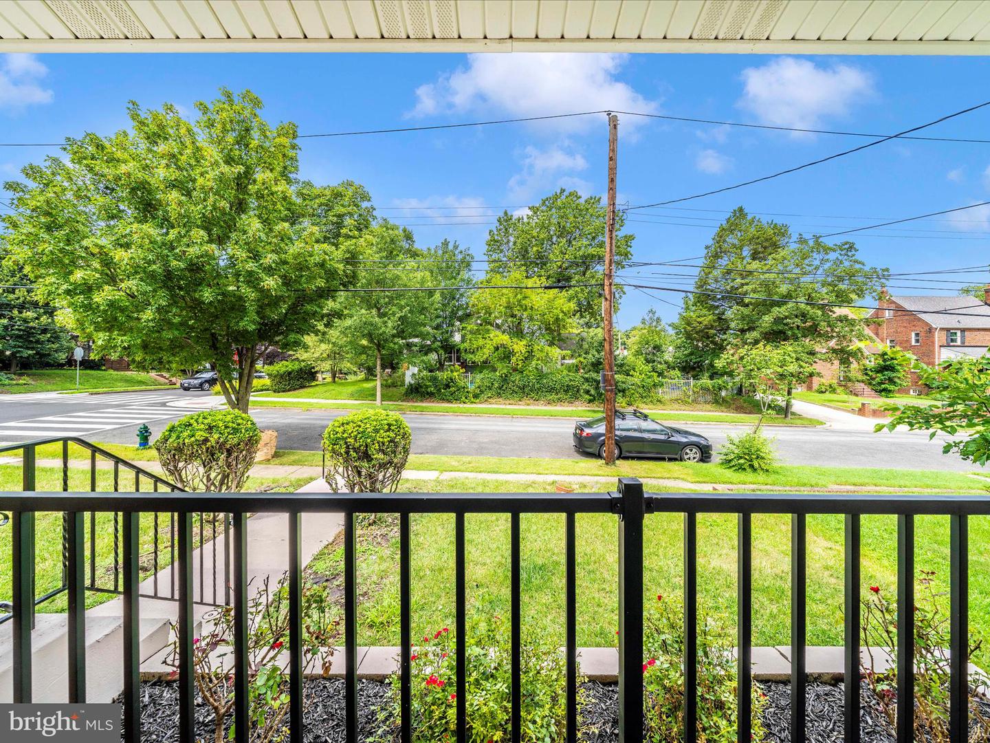 2140 32ND ST SE, WASHINGTON, District Of Columbia 20020, 3 Bedrooms Bedrooms, ,3 BathroomsBathrooms,Residential,For sale,2140 32ND ST SE,DCDC2210288 MLS # DCDC2210288