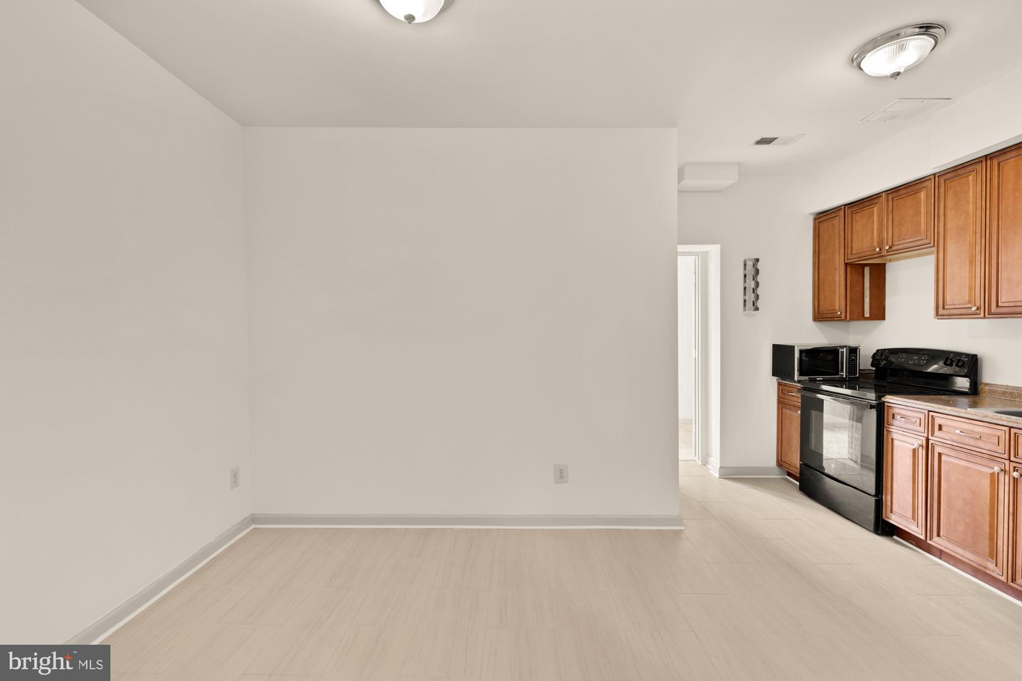 1605 ISHERWOOD ST NE, WASHINGTON, District Of Columbia 20002, 8 Bedrooms Bedrooms, ,4 BathroomsBathrooms,Residential,For sale,1605 ISHERWOOD ST NE,DCDC2210304 MLS # DCDC2210304