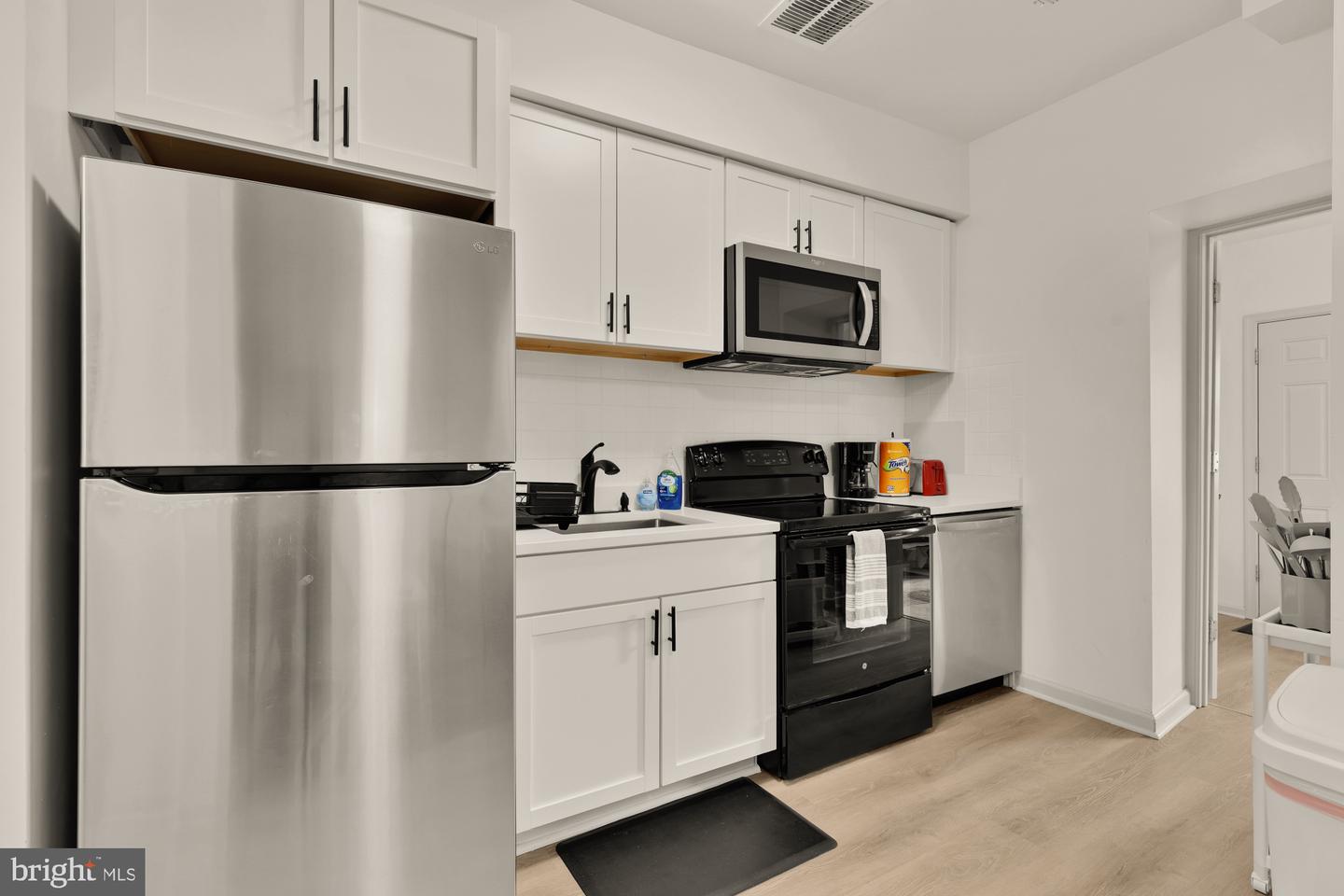 1605 ISHERWOOD ST NE, WASHINGTON, District Of Columbia 20002, 8 Bedrooms Bedrooms, ,4 BathroomsBathrooms,Residential,For sale,1605 ISHERWOOD ST NE,DCDC2210304 MLS # DCDC2210304