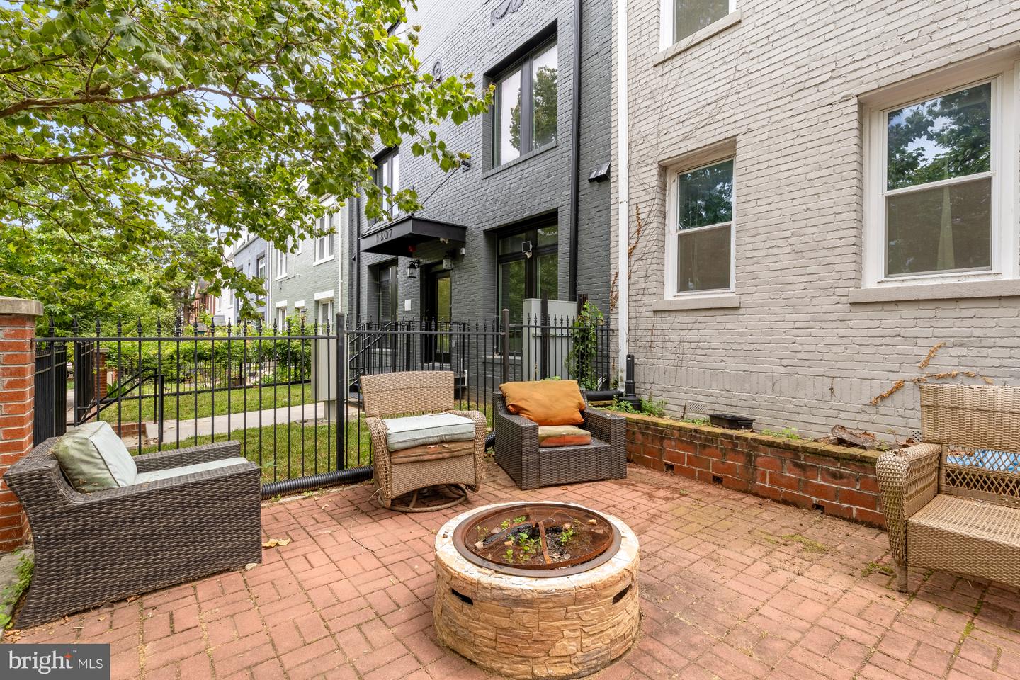 1605 ISHERWOOD ST NE, WASHINGTON, District Of Columbia 20002, 8 Bedrooms Bedrooms, ,4 BathroomsBathrooms,Residential,For sale,1605 ISHERWOOD ST NE,DCDC2210304 MLS # DCDC2210304