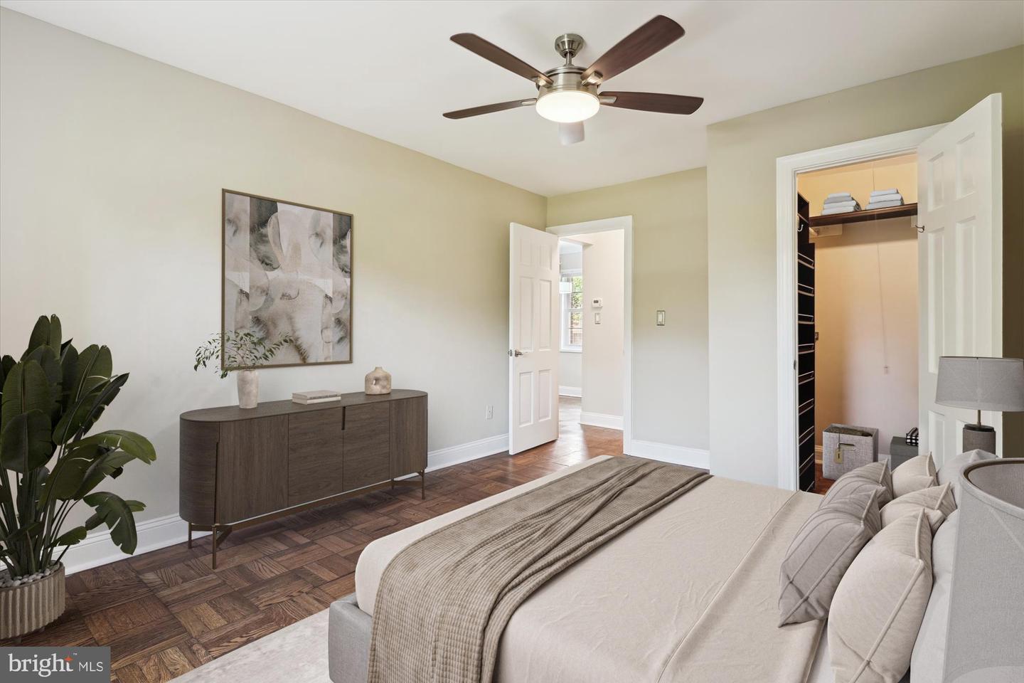 1634 W ABINGDON DR #102, ALEXANDRIA, Virginia 22314, 1 Bedroom Bedrooms, ,1 BathroomBathrooms,Residential,For sale,1634 W ABINGDON DR #102,VAAX2047474 MLS # VAAX2047474