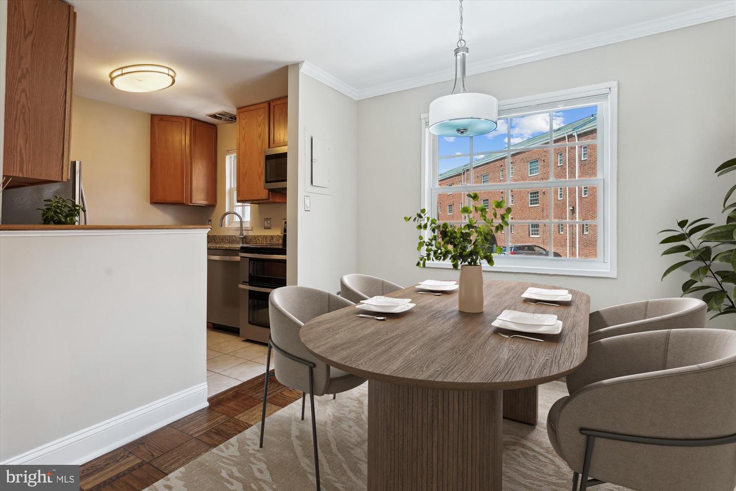 1634 W ABINGDON DR #102, ALEXANDRIA, Virginia 22314, 1 Bedroom Bedrooms, ,1 BathroomBathrooms,Residential,For sale,1634 W ABINGDON DR #102,VAAX2047474 MLS # VAAX2047474