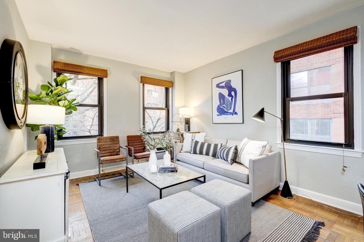 1010 25TH ST NW #202, WASHINGTON, District Of Columbia 20037, 1 Bedroom Bedrooms, ,1 BathroomBathrooms,Residential,For sale,1010 25TH ST NW #202,DCDC2210350 MLS # DCDC2210350