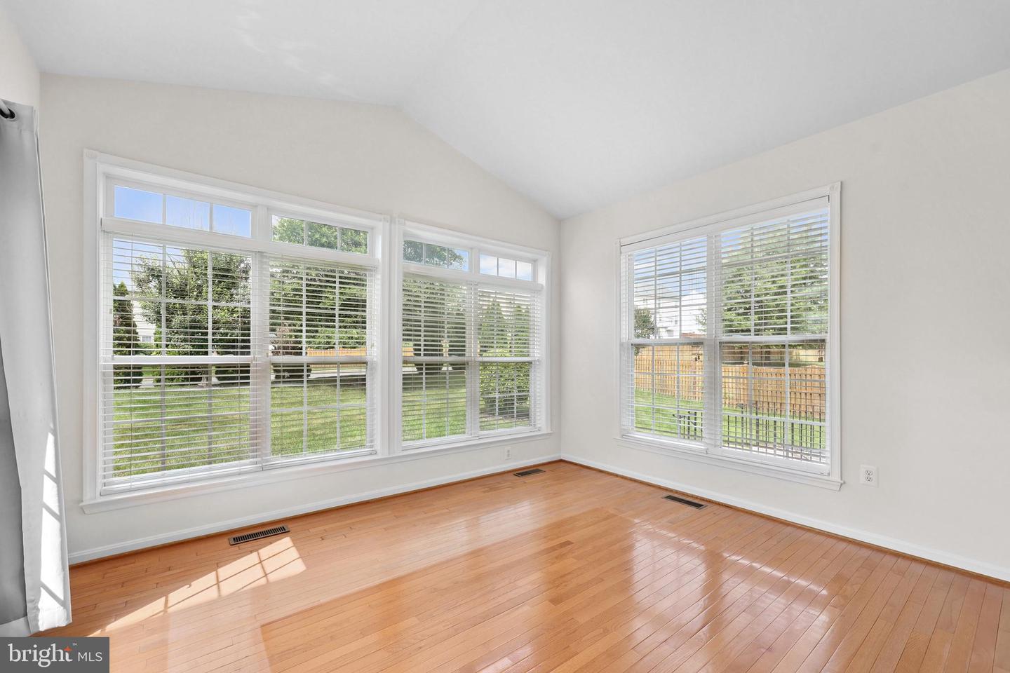 13655 AMERICA DR, BRISTOW, Virginia 20136, 4 Bedrooms Bedrooms, ,3 BathroomsBathrooms,Residential,For sale,13655 AMERICA DR,VAPW2099264 MLS # VAPW2099264