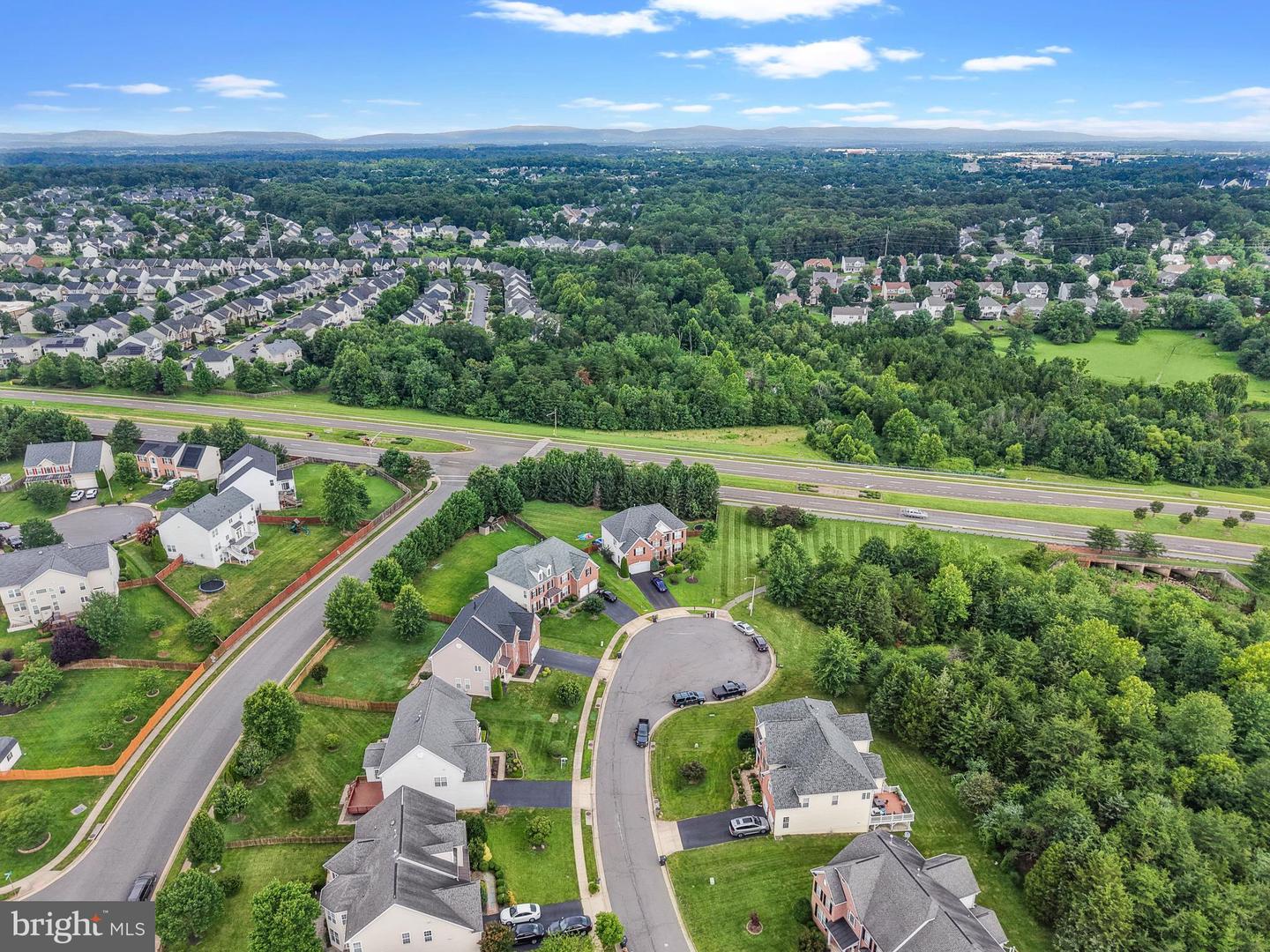 13655 AMERICA DR, BRISTOW, Virginia 20136, 4 Bedrooms Bedrooms, ,3 BathroomsBathrooms,Residential,For sale,13655 AMERICA DR,VAPW2099264 MLS # VAPW2099264