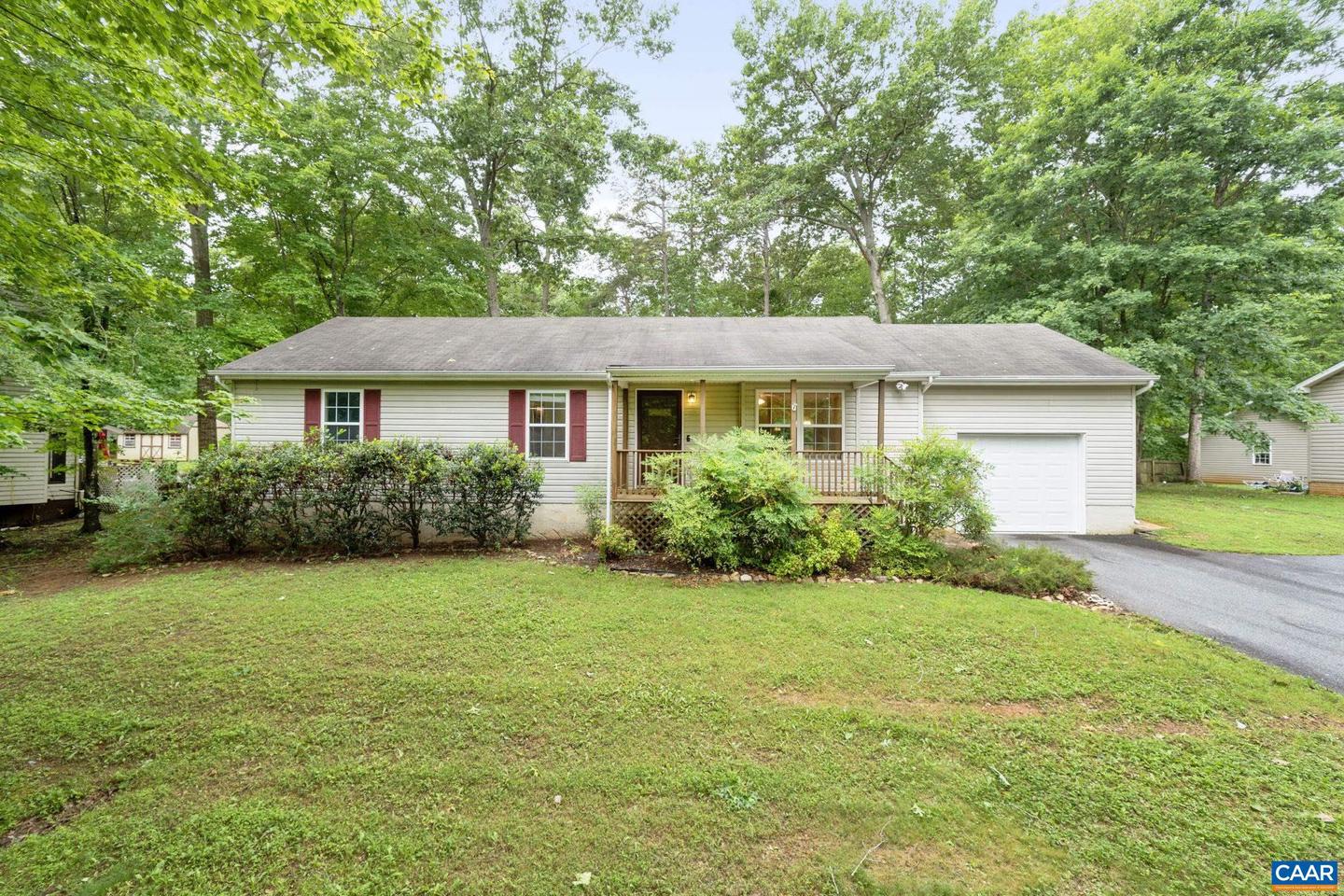 7 RIVERSIDE DR, PALMYRA, Virginia 22963, 3 Bedrooms Bedrooms, ,2 BathroomsBathrooms,Residential,For sale,7 RIVERSIDE DR,666785 MLS # 666785