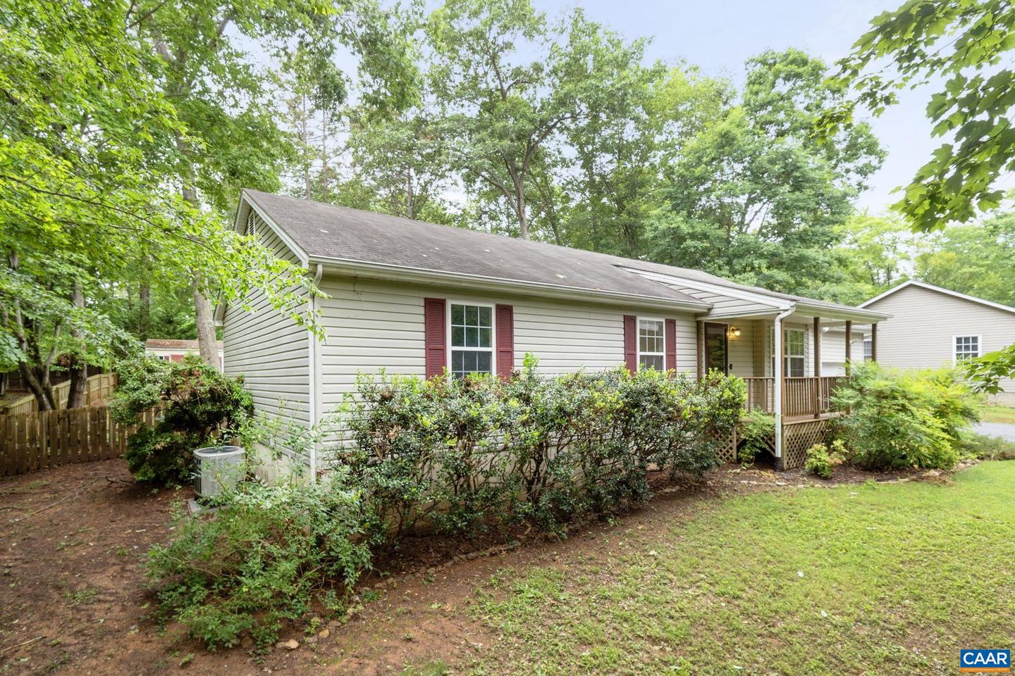 7 RIVERSIDE DR, PALMYRA, Virginia 22963, 3 Bedrooms Bedrooms, ,2 BathroomsBathrooms,Residential,For sale,7 RIVERSIDE DR,666785 MLS # 666785