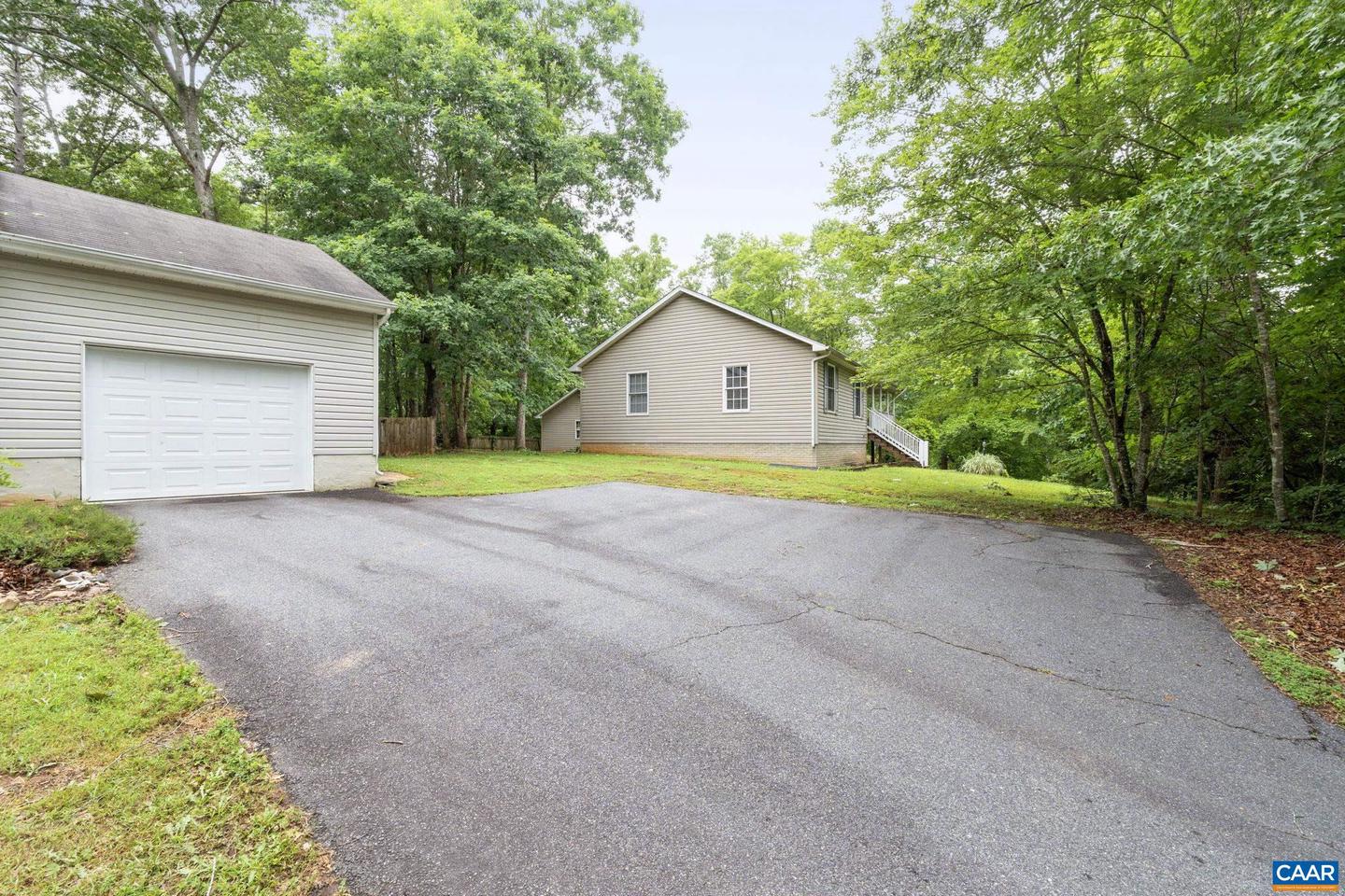 7 RIVERSIDE DR, PALMYRA, Virginia 22963, 3 Bedrooms Bedrooms, ,2 BathroomsBathrooms,Residential,For sale,7 RIVERSIDE DR,666785 MLS # 666785