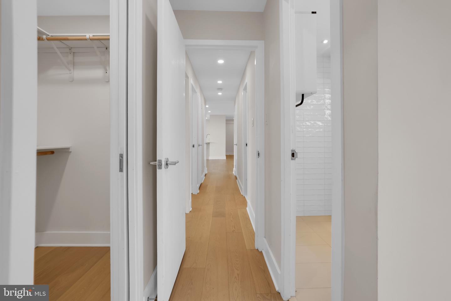2500 N VAN DORN ST #1002, ALEXANDRIA, Virginia 22302, 3 Bedrooms Bedrooms, ,2 BathroomsBathrooms,Residential,For sale,2500 N VAN DORN ST #1002,VAAX2047522 MLS # VAAX2047522