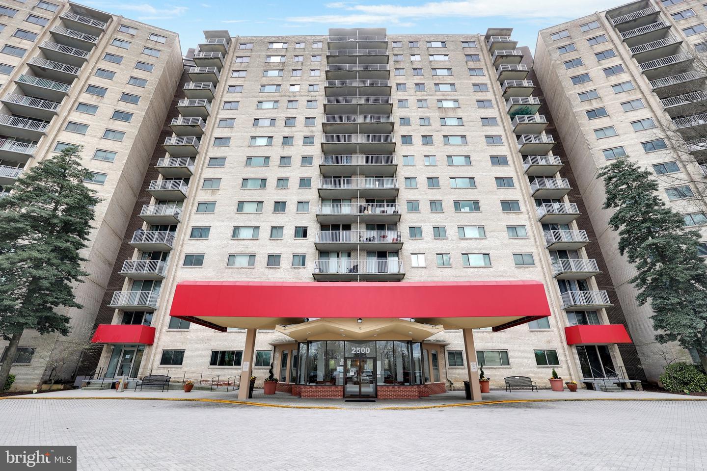 2500 N VAN DORN ST #1002, ALEXANDRIA, Virginia 22302, 3 Bedrooms Bedrooms, ,2 BathroomsBathrooms,Residential,For sale,2500 N VAN DORN ST #1002,VAAX2047522 MLS # VAAX2047522