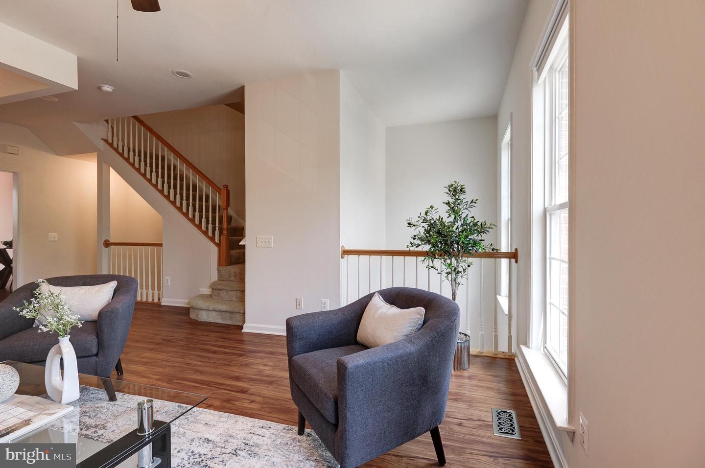 5290 JULE STAR DR, CENTREVILLE, Virginia 20120, 3 Bedrooms Bedrooms, ,3 BathroomsBathrooms,Residential,For sale,5290 JULE STAR DR,VAFX2256008 MLS # VAFX2256008