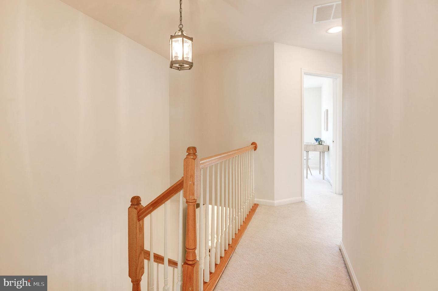 5290 JULE STAR DR, CENTREVILLE, Virginia 20120, 3 Bedrooms Bedrooms, ,3 BathroomsBathrooms,Residential,For sale,5290 JULE STAR DR,VAFX2256008 MLS # VAFX2256008