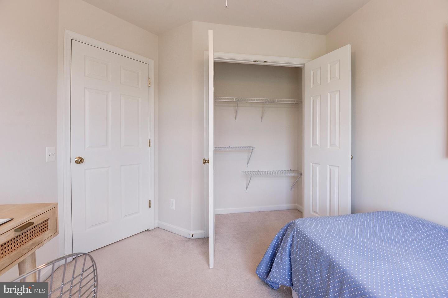 5290 JULE STAR DR, CENTREVILLE, Virginia 20120, 3 Bedrooms Bedrooms, ,3 BathroomsBathrooms,Residential,For sale,5290 JULE STAR DR,VAFX2256008 MLS # VAFX2256008