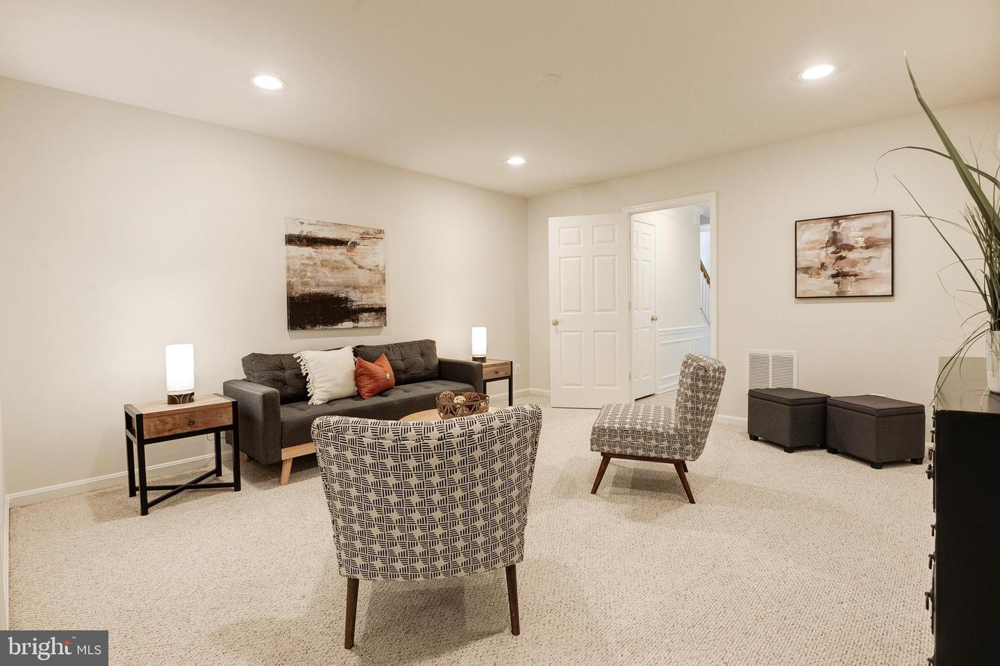 5290 JULE STAR DR, CENTREVILLE, Virginia 20120, 3 Bedrooms Bedrooms, ,3 BathroomsBathrooms,Residential,For sale,5290 JULE STAR DR,VAFX2256008 MLS # VAFX2256008