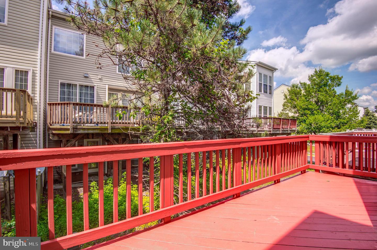 5290 JULE STAR DR, CENTREVILLE, Virginia 20120, 3 Bedrooms Bedrooms, ,3 BathroomsBathrooms,Residential,For sale,5290 JULE STAR DR,VAFX2256008 MLS # VAFX2256008
