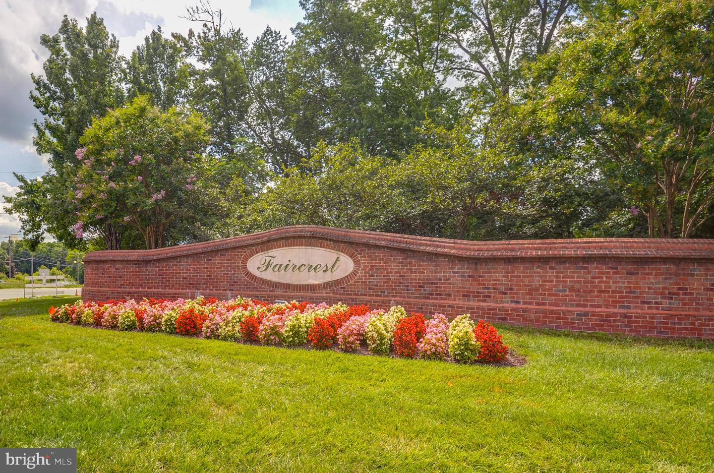 5290 JULE STAR DR, CENTREVILLE, Virginia 20120, 3 Bedrooms Bedrooms, ,3 BathroomsBathrooms,Residential,For sale,5290 JULE STAR DR,VAFX2256008 MLS # VAFX2256008