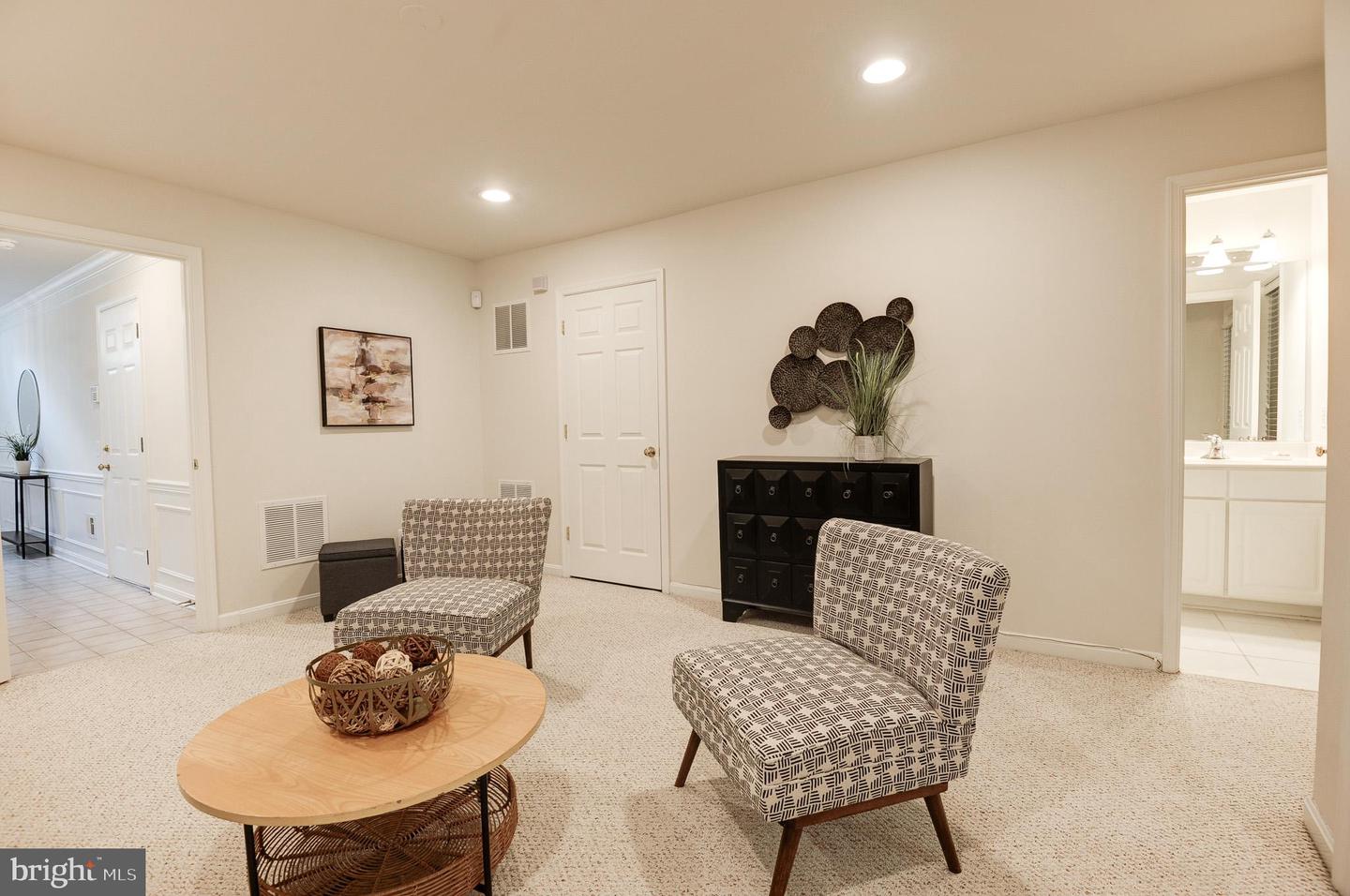5290 JULE STAR DR, CENTREVILLE, Virginia 20120, 3 Bedrooms Bedrooms, ,3 BathroomsBathrooms,Residential,For sale,5290 JULE STAR DR,VAFX2256008 MLS # VAFX2256008