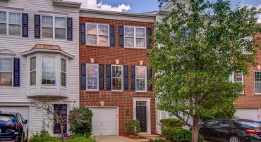 5290 JULE STAR DR, CENTREVILLE, Virginia 20120, 3 Bedrooms Bedrooms, ,3 BathroomsBathrooms,Residential,For sale,5290 JULE STAR DR,VAFX2256008 MLS # VAFX2256008