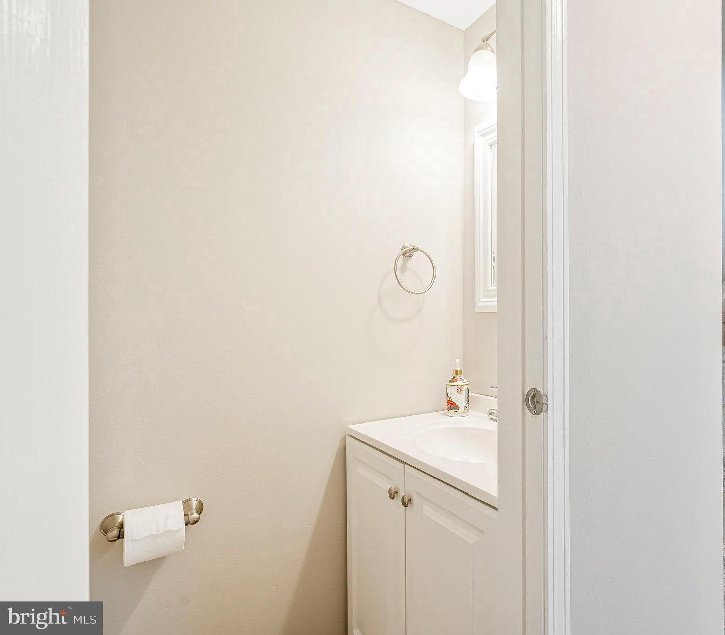 11050 GRANBY CT, RESTON, Virginia 20191, 3 Bedrooms Bedrooms, ,2 BathroomsBathrooms,Residential,For sale,11050 GRANBY CT,VAFX2256012 MLS # VAFX2256012
