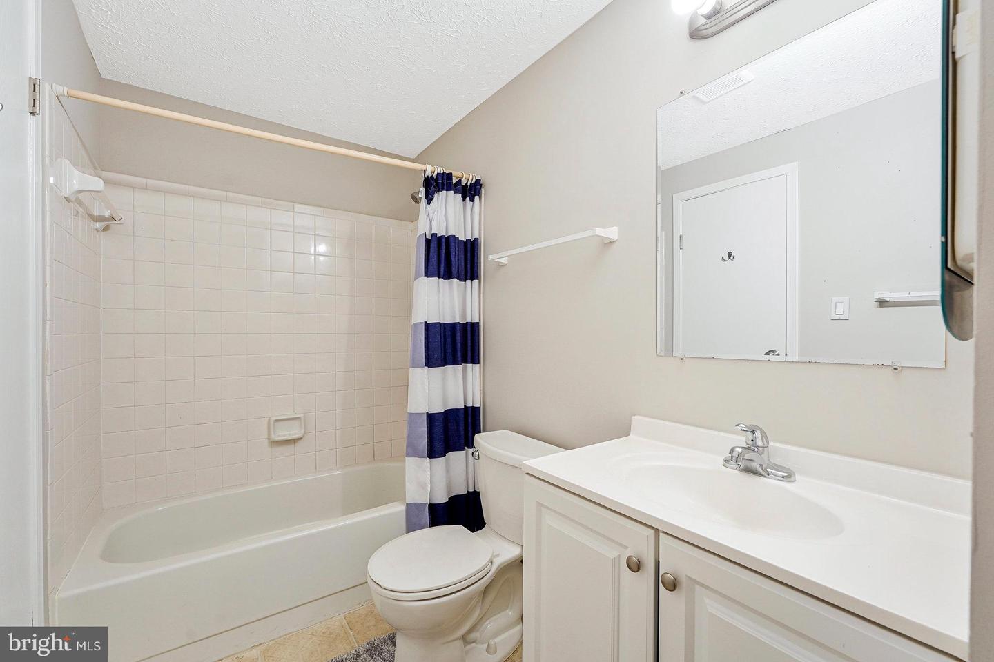 11050 GRANBY CT, RESTON, Virginia 20191, 3 Bedrooms Bedrooms, ,2 BathroomsBathrooms,Residential,For sale,11050 GRANBY CT,VAFX2256012 MLS # VAFX2256012