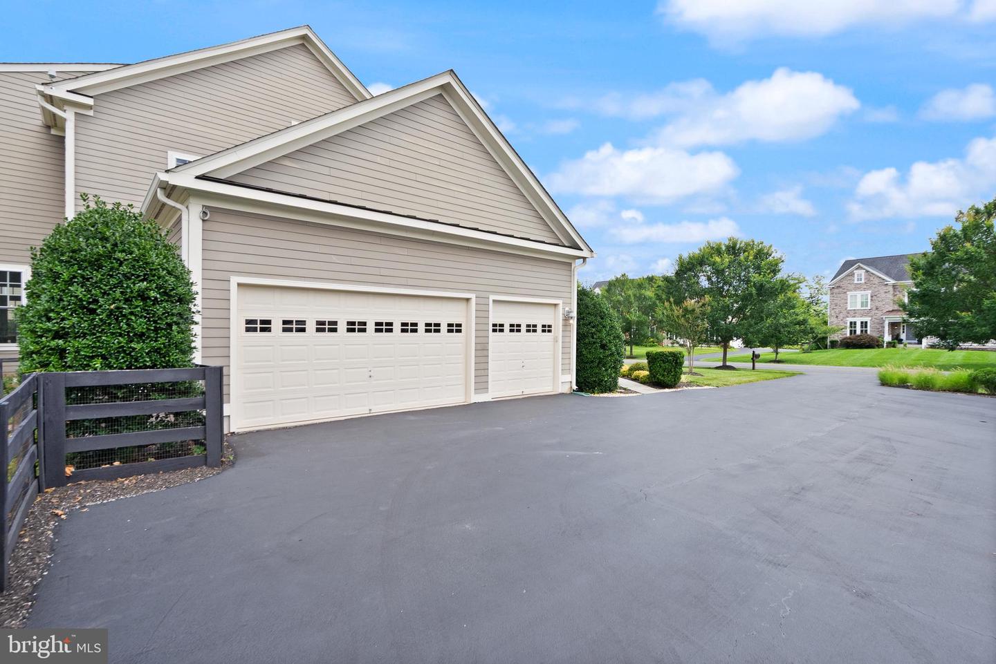 41960 BARNSDALE VIEW CT, ASHBURN, Virginia 20148, 6 Bedrooms Bedrooms, ,6 BathroomsBathrooms,Residential,For sale,41960 BARNSDALE VIEW CT,VALO2102472 MLS # VALO2102472