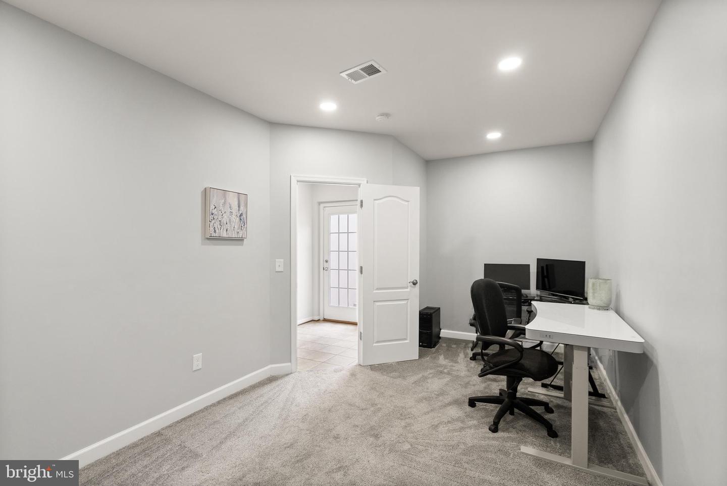 41960 BARNSDALE VIEW CT, ASHBURN, Virginia 20148, 6 Bedrooms Bedrooms, ,6 BathroomsBathrooms,Residential,For sale,41960 BARNSDALE VIEW CT,VALO2102472 MLS # VALO2102472