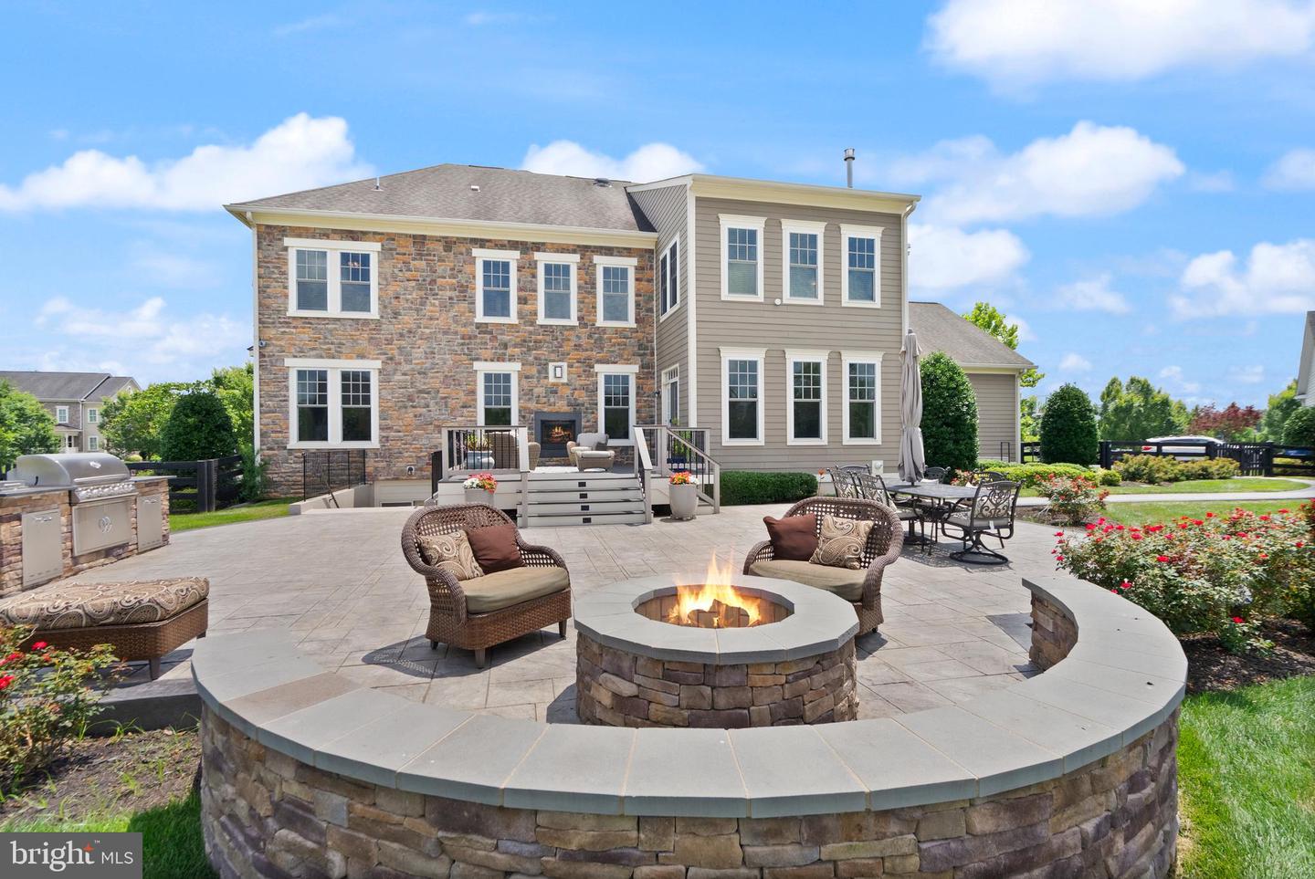 41960 BARNSDALE VIEW CT, ASHBURN, Virginia 20148, 6 Bedrooms Bedrooms, ,6 BathroomsBathrooms,Residential,For sale,41960 BARNSDALE VIEW CT,VALO2102472 MLS # VALO2102472