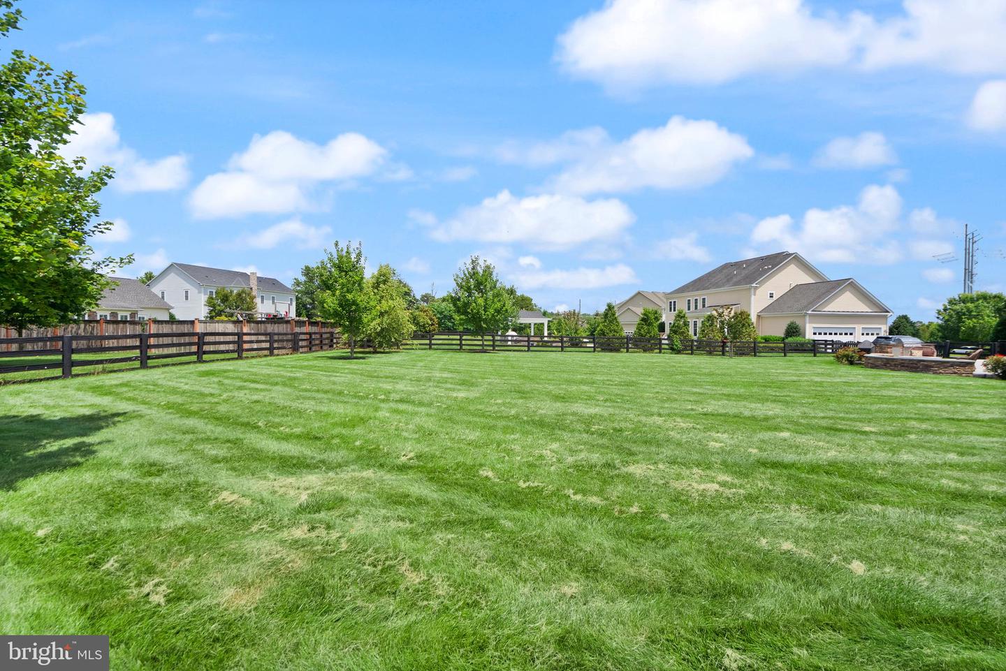 41960 BARNSDALE VIEW CT, ASHBURN, Virginia 20148, 6 Bedrooms Bedrooms, ,6 BathroomsBathrooms,Residential,For sale,41960 BARNSDALE VIEW CT,VALO2102472 MLS # VALO2102472