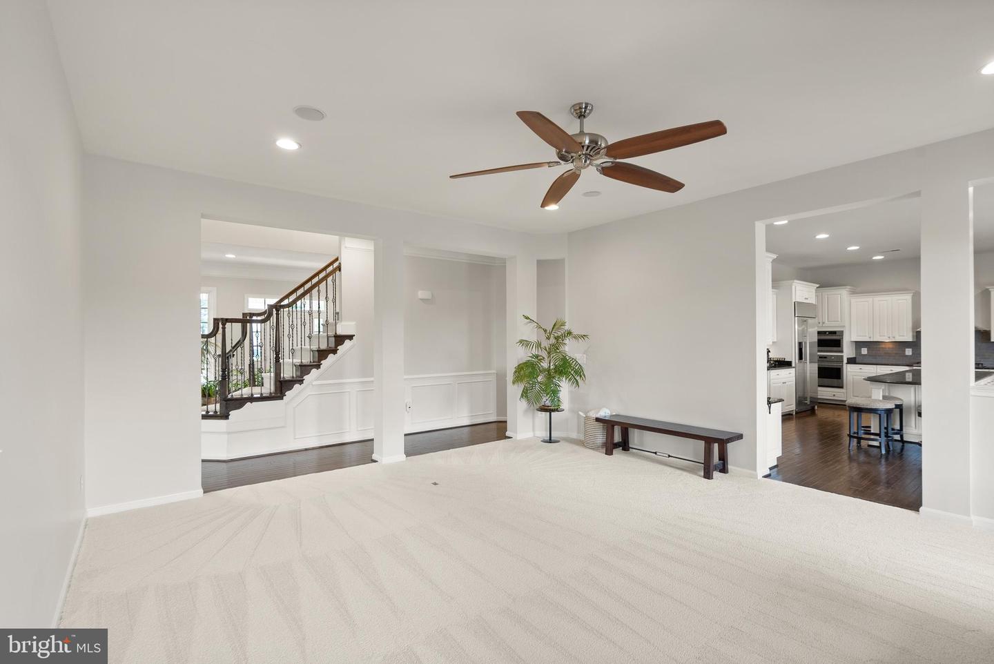 41960 BARNSDALE VIEW CT, ASHBURN, Virginia 20148, 6 Bedrooms Bedrooms, ,6 BathroomsBathrooms,Residential,For sale,41960 BARNSDALE VIEW CT,VALO2102472 MLS # VALO2102472