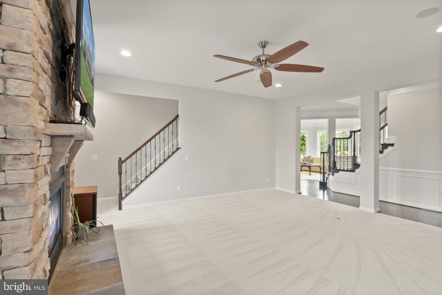41960 BARNSDALE VIEW CT, ASHBURN, Virginia 20148, 6 Bedrooms Bedrooms, ,6 BathroomsBathrooms,Residential,For sale,41960 BARNSDALE VIEW CT,VALO2102472 MLS # VALO2102472