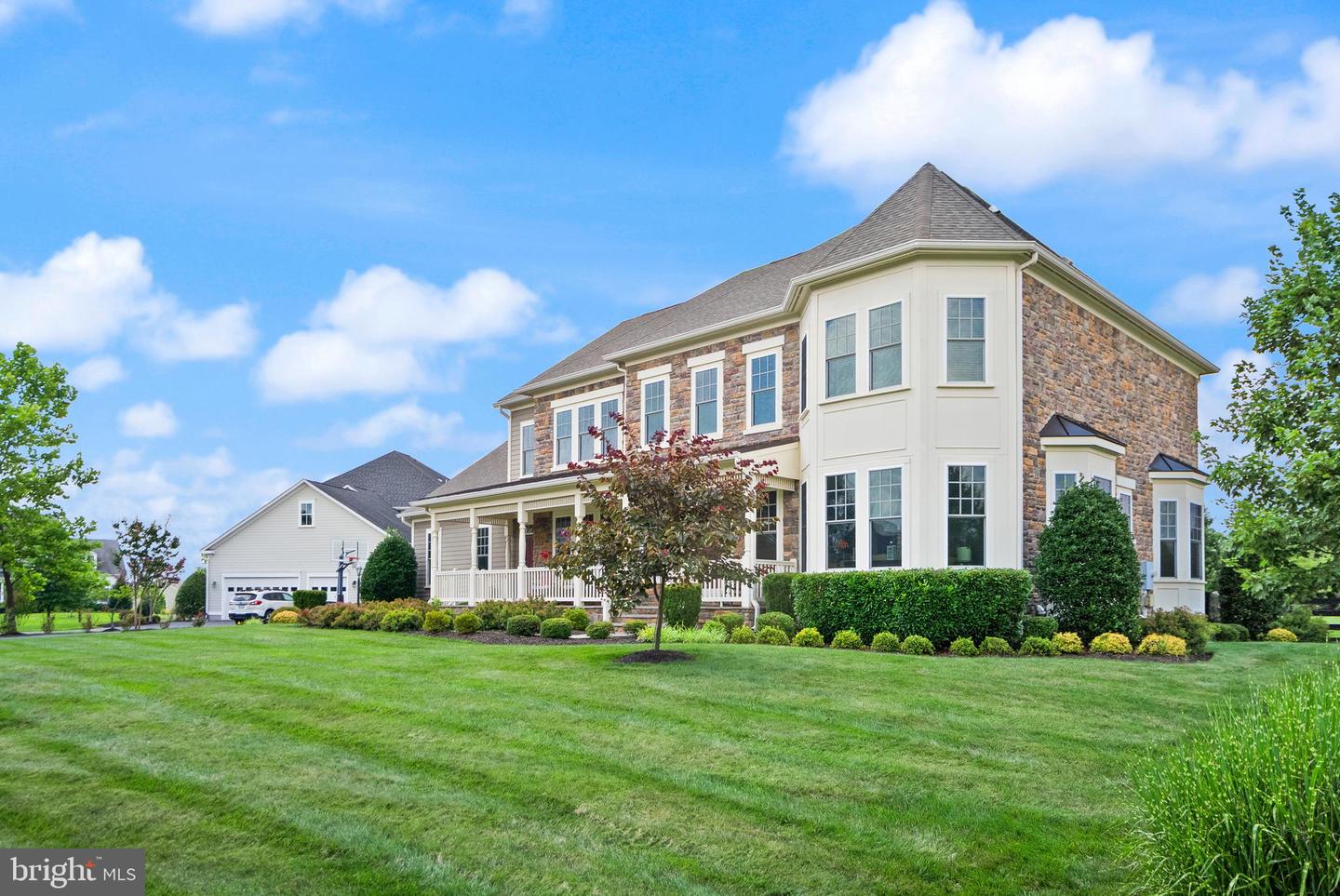 41960 BARNSDALE VIEW CT, ASHBURN, Virginia 20148, 6 Bedrooms Bedrooms, ,6 BathroomsBathrooms,Residential,For sale,41960 BARNSDALE VIEW CT,VALO2102472 MLS # VALO2102472