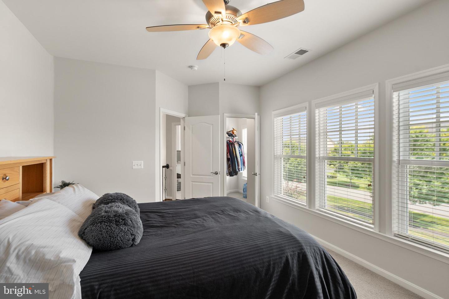 41960 BARNSDALE VIEW CT, ASHBURN, Virginia 20148, 6 Bedrooms Bedrooms, ,6 BathroomsBathrooms,Residential,For sale,41960 BARNSDALE VIEW CT,VALO2102472 MLS # VALO2102472