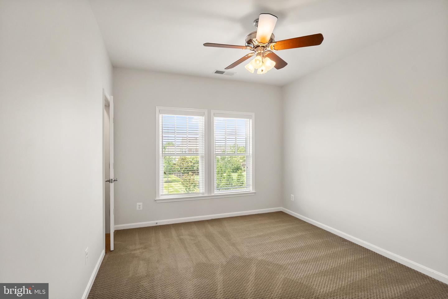 41960 BARNSDALE VIEW CT, ASHBURN, Virginia 20148, 6 Bedrooms Bedrooms, ,6 BathroomsBathrooms,Residential,For sale,41960 BARNSDALE VIEW CT,VALO2102472 MLS # VALO2102472