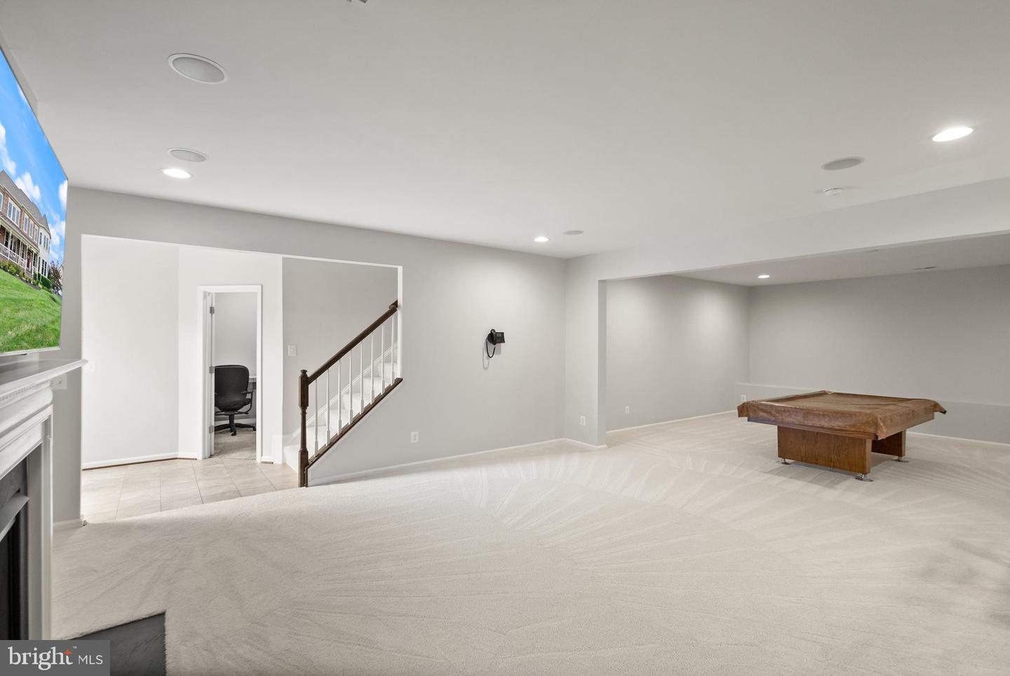 41960 BARNSDALE VIEW CT, ASHBURN, Virginia 20148, 6 Bedrooms Bedrooms, ,6 BathroomsBathrooms,Residential,For sale,41960 BARNSDALE VIEW CT,VALO2102472 MLS # VALO2102472