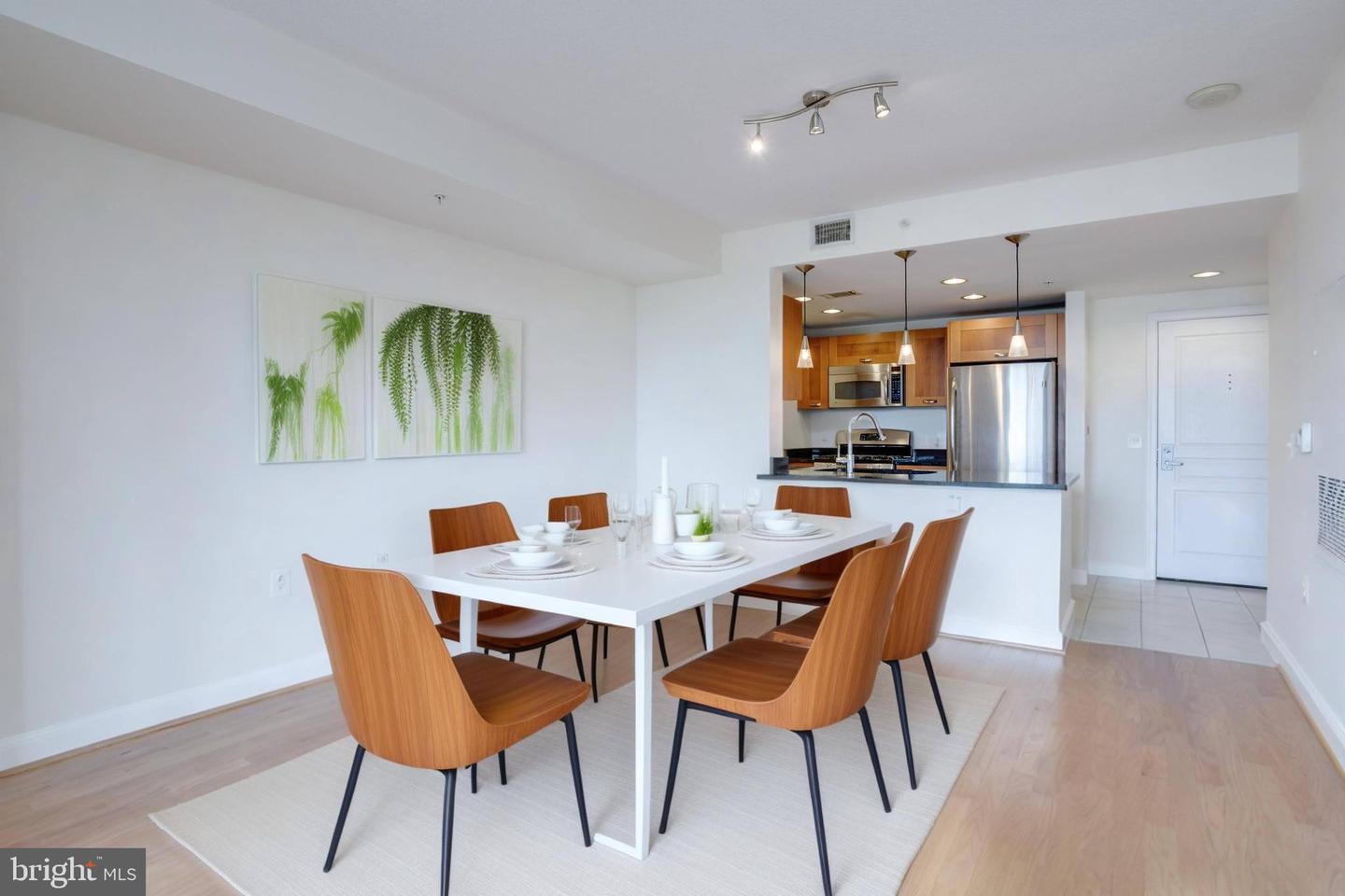 2451 MIDTOWN AVE #921, ALEXANDRIA, Virginia 22303, 1 Bedroom Bedrooms, ,1 BathroomBathrooms,Residential,For sale,2451 MIDTOWN AVE #921,VAFX2256146 MLS # VAFX2256146