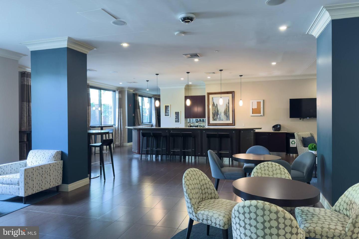 2451 MIDTOWN AVE #921, ALEXANDRIA, Virginia 22303, 1 Bedroom Bedrooms, ,1 BathroomBathrooms,Residential,For sale,2451 MIDTOWN AVE #921,VAFX2256146 MLS # VAFX2256146