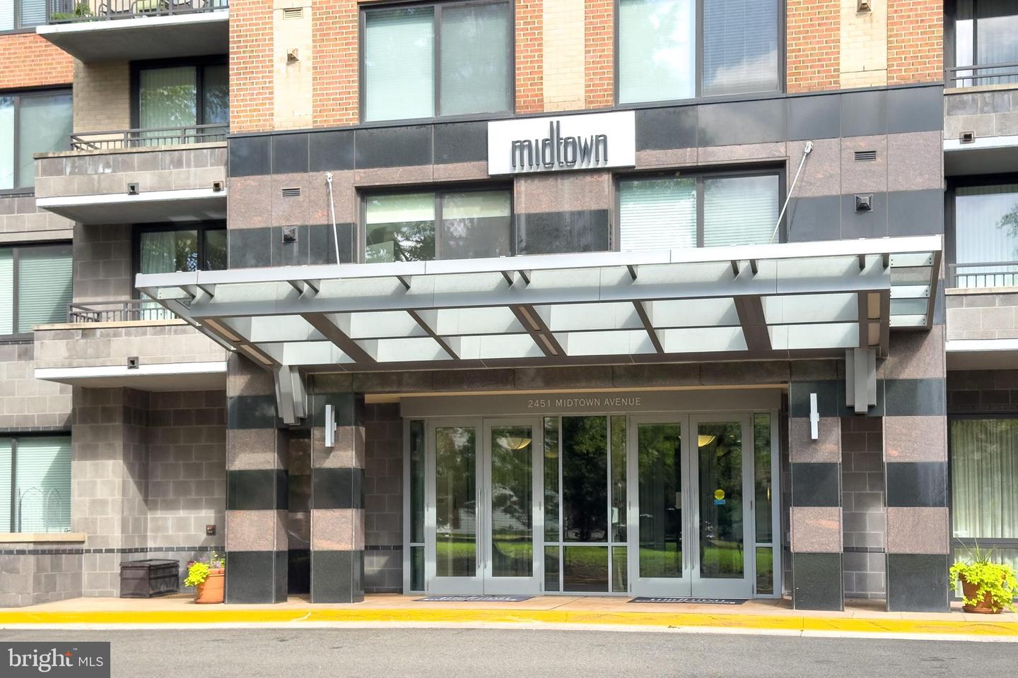 2451 MIDTOWN AVE #921, ALEXANDRIA, Virginia 22303, 1 Bedroom Bedrooms, ,1 BathroomBathrooms,Residential,For sale,2451 MIDTOWN AVE #921,VAFX2256146 MLS # VAFX2256146