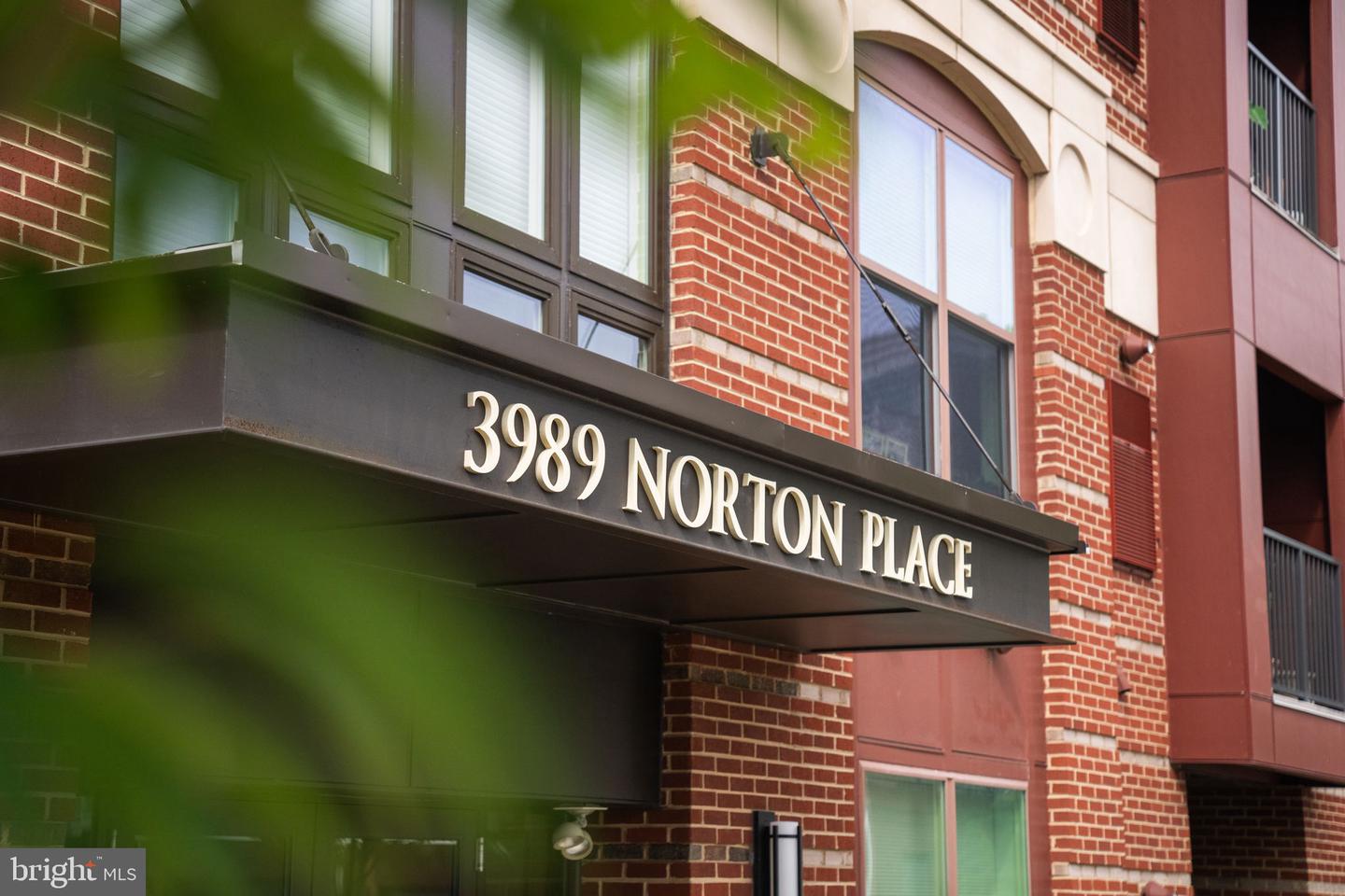 3989 NORTON PL #105, FAIRFAX, Virginia 22030, 2 Bedrooms Bedrooms, ,2 BathroomsBathrooms,Residential,For sale,3989 NORTON PL #105,VAFC2006656 MLS # VAFC2006656