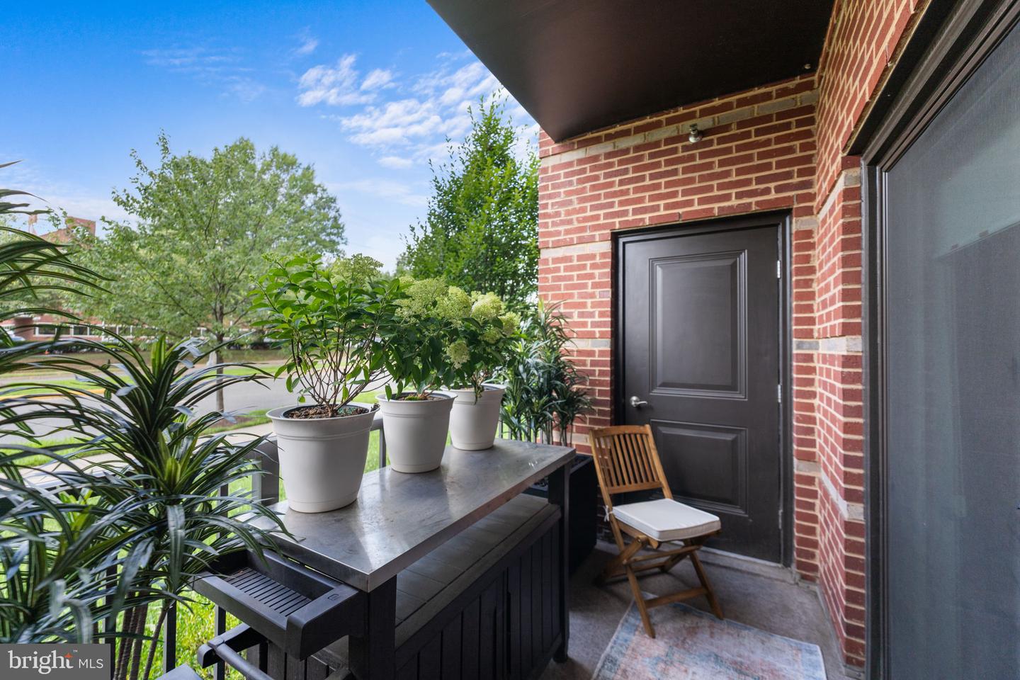 3989 NORTON PL #105, FAIRFAX, Virginia 22030, 2 Bedrooms Bedrooms, ,2 BathroomsBathrooms,Residential,For sale,3989 NORTON PL #105,VAFC2006656 MLS # VAFC2006656