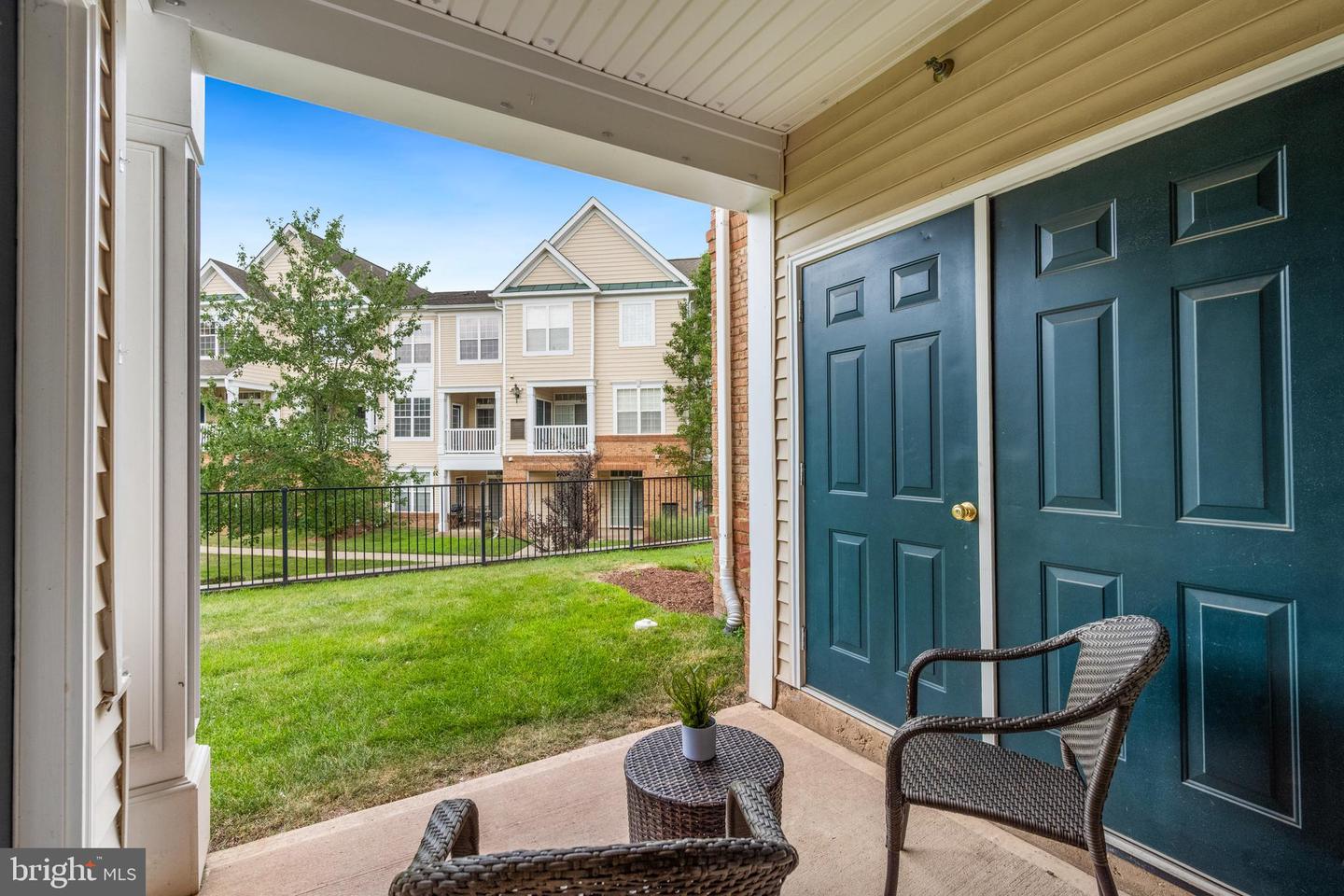 43905 HICKORY CORNER TER #112, ASHBURN, Virginia 20147, 2 Bedrooms Bedrooms, ,2 BathroomsBathrooms,Residential,For sale,43905 HICKORY CORNER TER #112,VALO2102546 MLS # VALO2102546