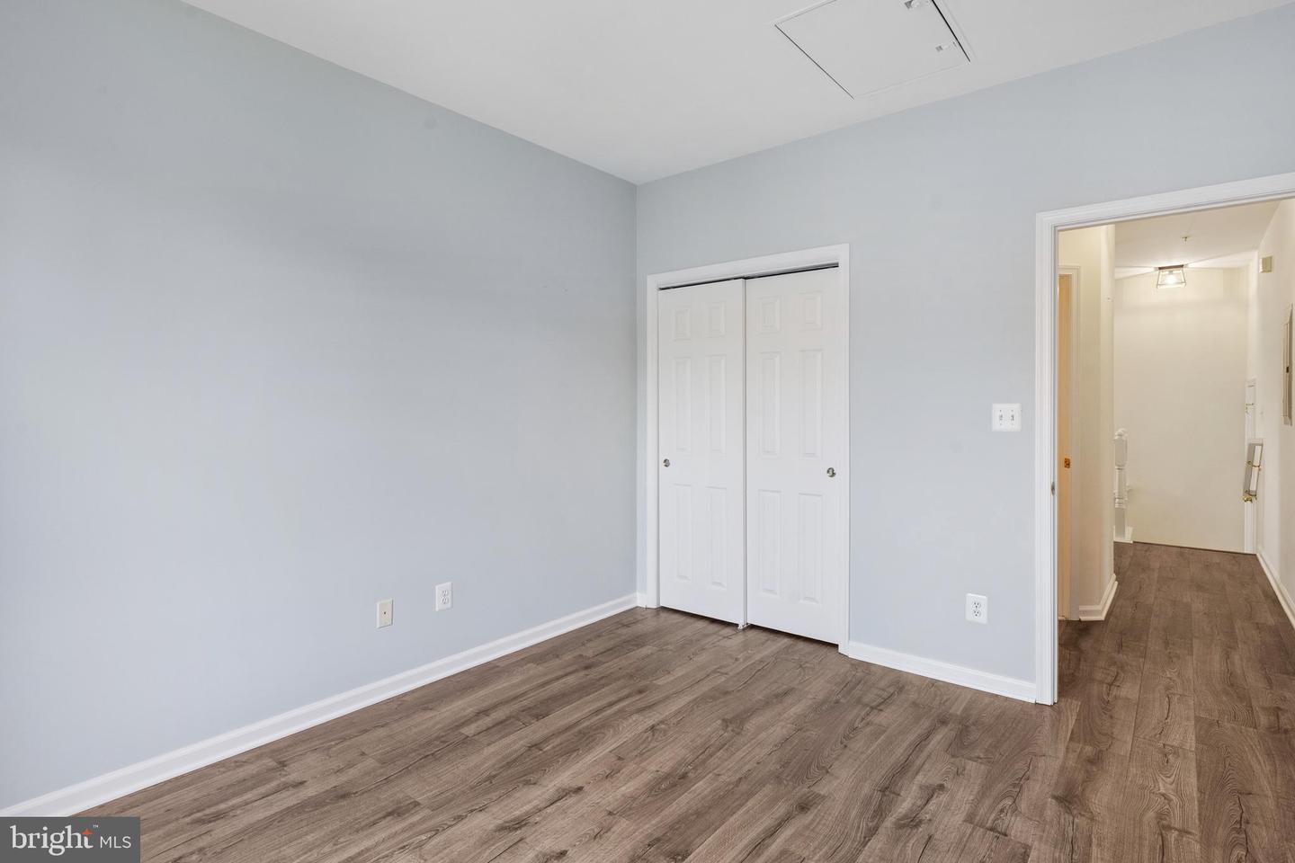 43905 HICKORY CORNER TER #112, ASHBURN, Virginia 20147, 2 Bedrooms Bedrooms, ,2 BathroomsBathrooms,Residential,For sale,43905 HICKORY CORNER TER #112,VALO2102546 MLS # VALO2102546