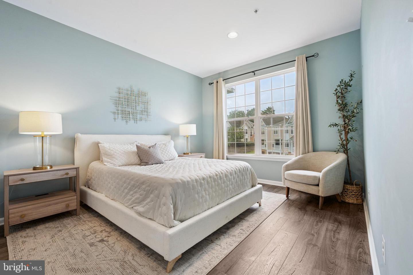43905 HICKORY CORNER TER #112, ASHBURN, Virginia 20147, 2 Bedrooms Bedrooms, ,2 BathroomsBathrooms,Residential,For sale,43905 HICKORY CORNER TER #112,VALO2102546 MLS # VALO2102546