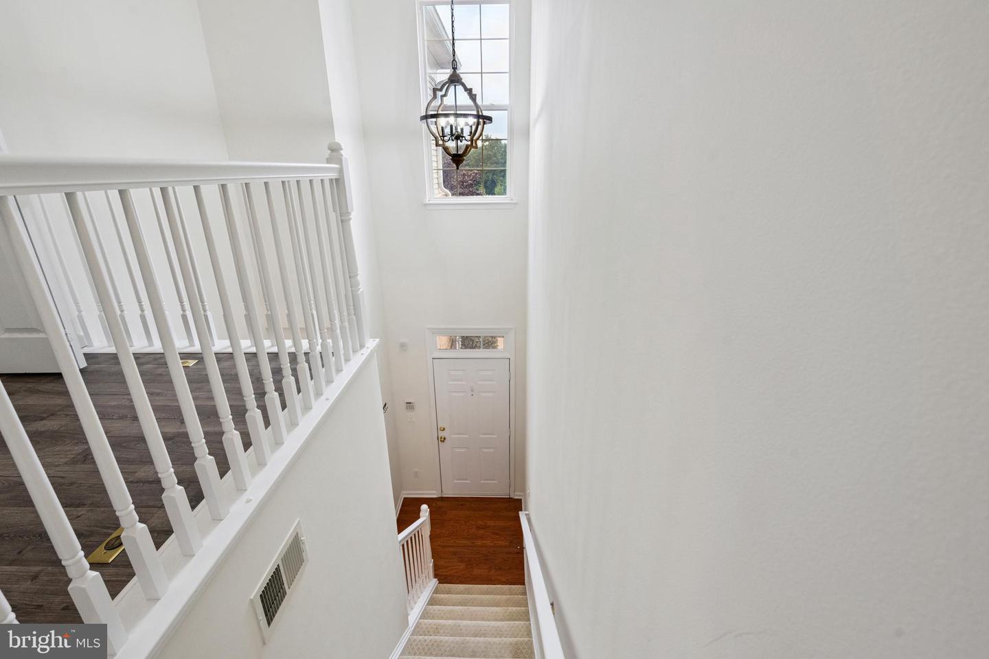 43905 HICKORY CORNER TER #112, ASHBURN, Virginia 20147, 2 Bedrooms Bedrooms, ,2 BathroomsBathrooms,Residential,For sale,43905 HICKORY CORNER TER #112,VALO2102546 MLS # VALO2102546