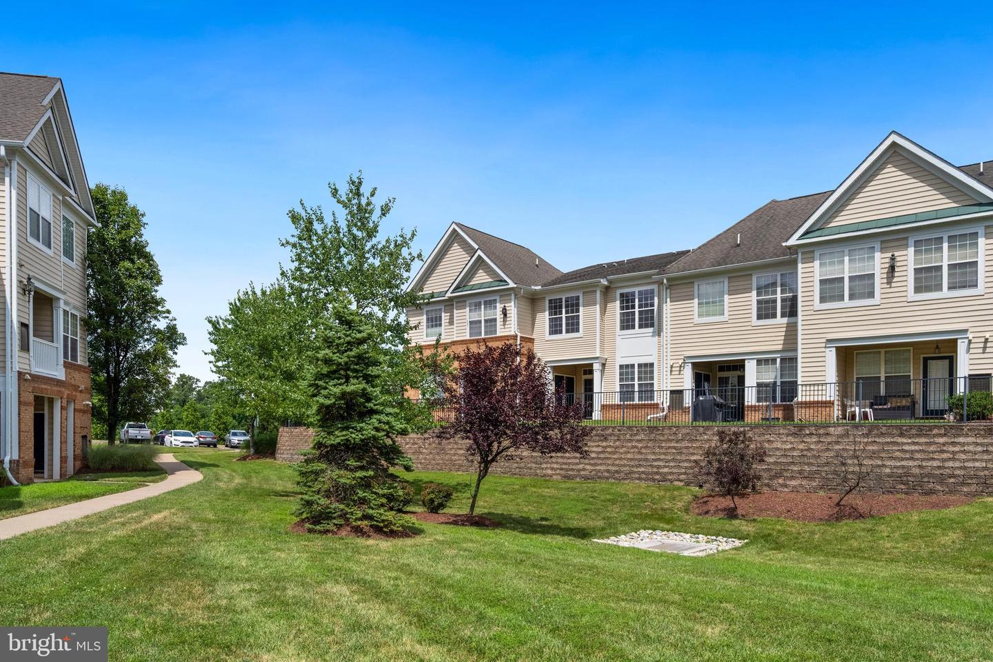 43905 HICKORY CORNER TER #112, ASHBURN, Virginia 20147, 2 Bedrooms Bedrooms, ,2 BathroomsBathrooms,Residential,For sale,43905 HICKORY CORNER TER #112,VALO2102546 MLS # VALO2102546