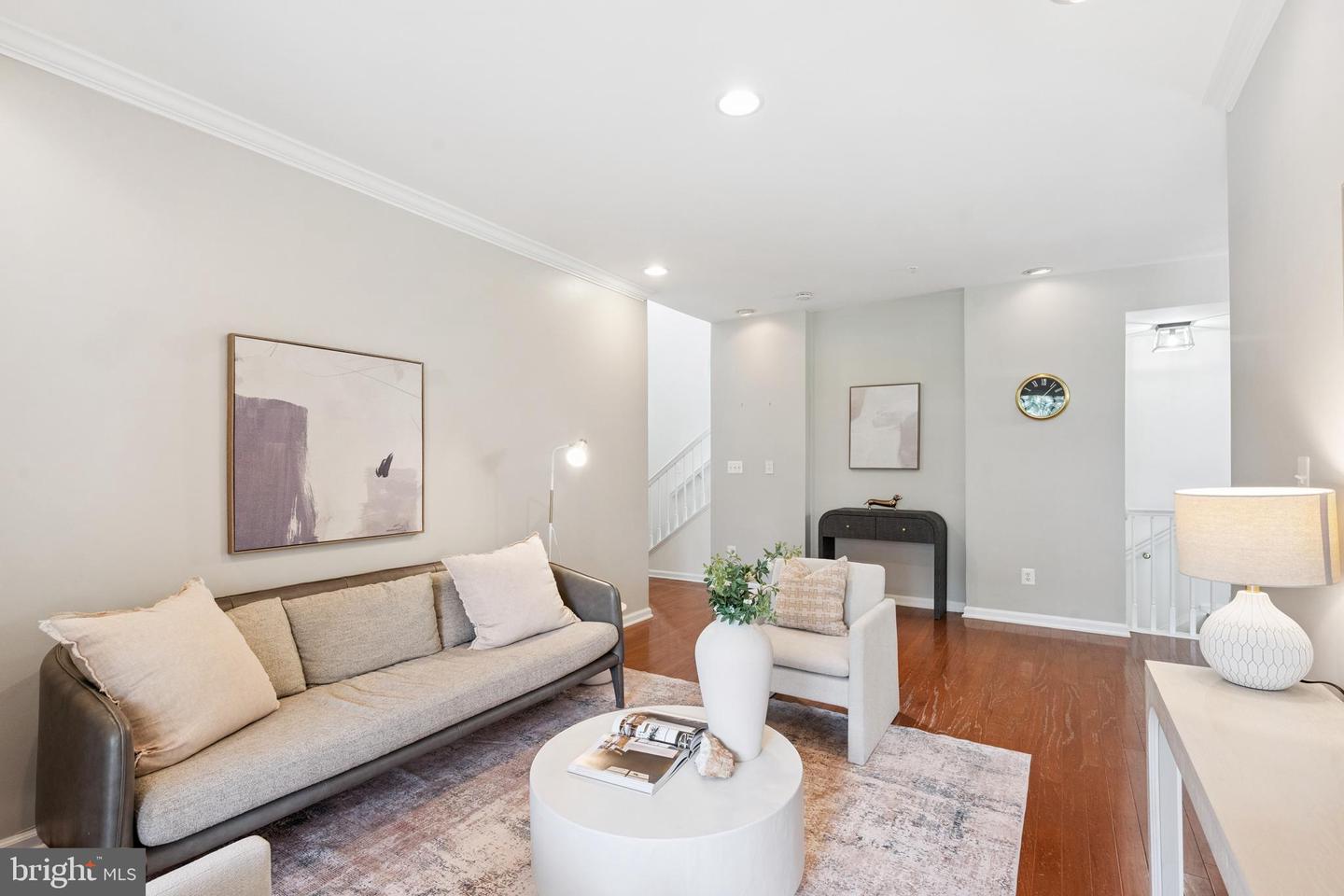 43905 HICKORY CORNER TER #112, ASHBURN, Virginia 20147, 2 Bedrooms Bedrooms, ,2 BathroomsBathrooms,Residential,For sale,43905 HICKORY CORNER TER #112,VALO2102546 MLS # VALO2102546