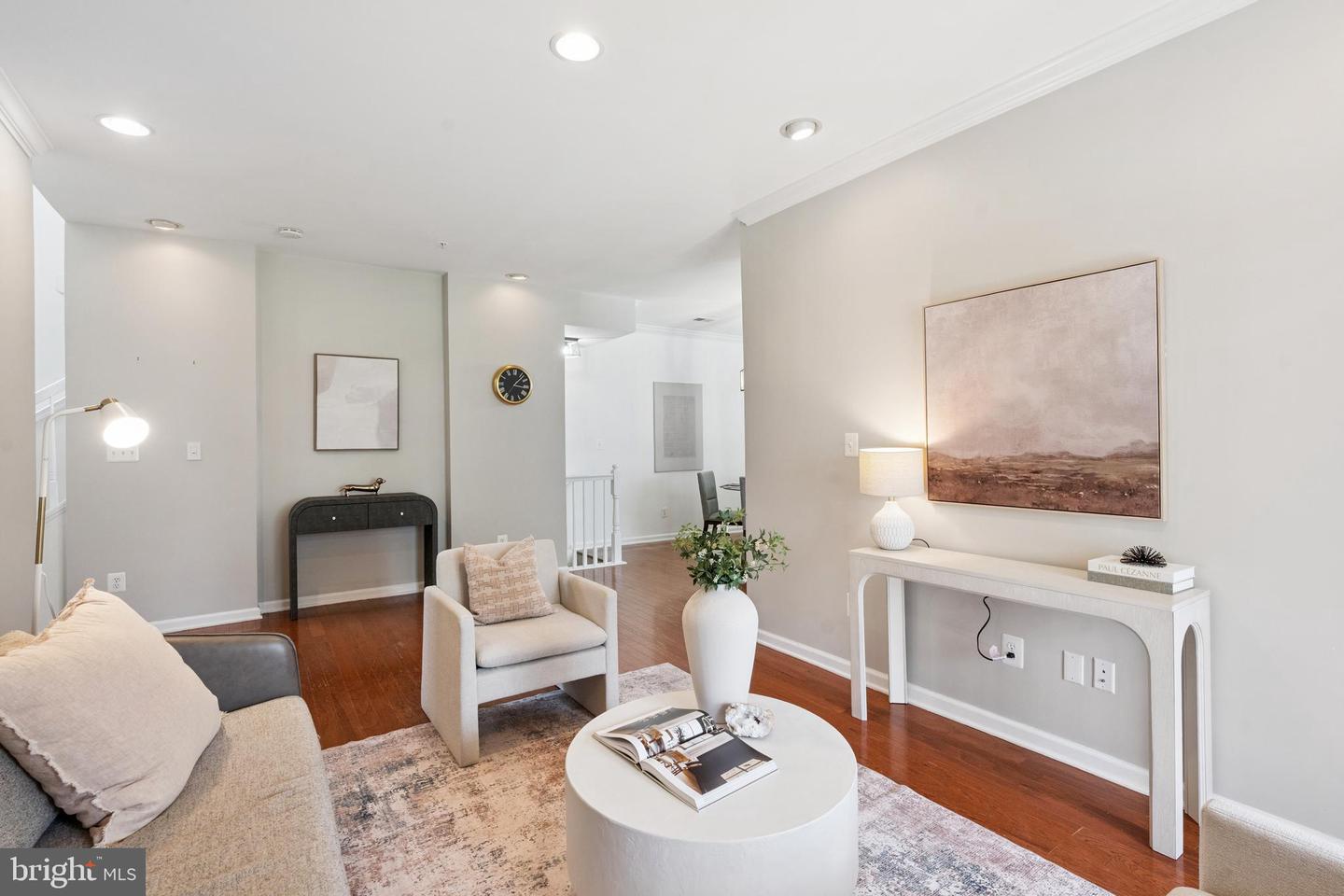 43905 HICKORY CORNER TER #112, ASHBURN, Virginia 20147, 2 Bedrooms Bedrooms, ,2 BathroomsBathrooms,Residential,For sale,43905 HICKORY CORNER TER #112,VALO2102546 MLS # VALO2102546