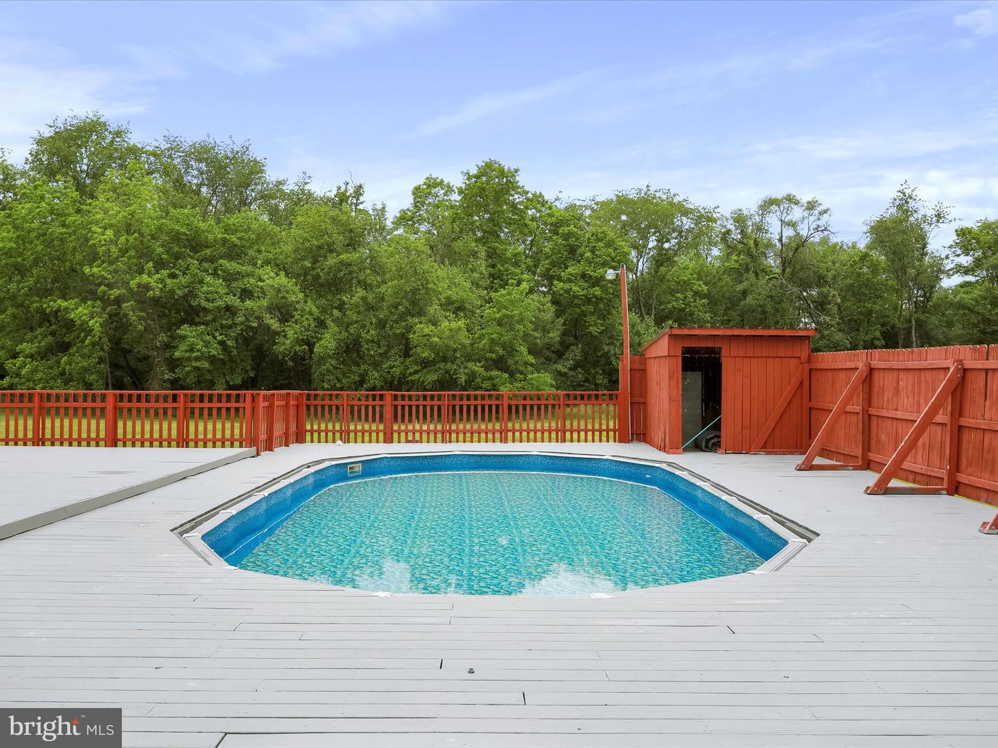 210 JACKSON AVE, NEW MARKET, Virginia 22844, 5 Bedrooms Bedrooms, ,4 BathroomsBathrooms,Residential,For sale,210 JACKSON AVE,VASH2012028 MLS # VASH2012028